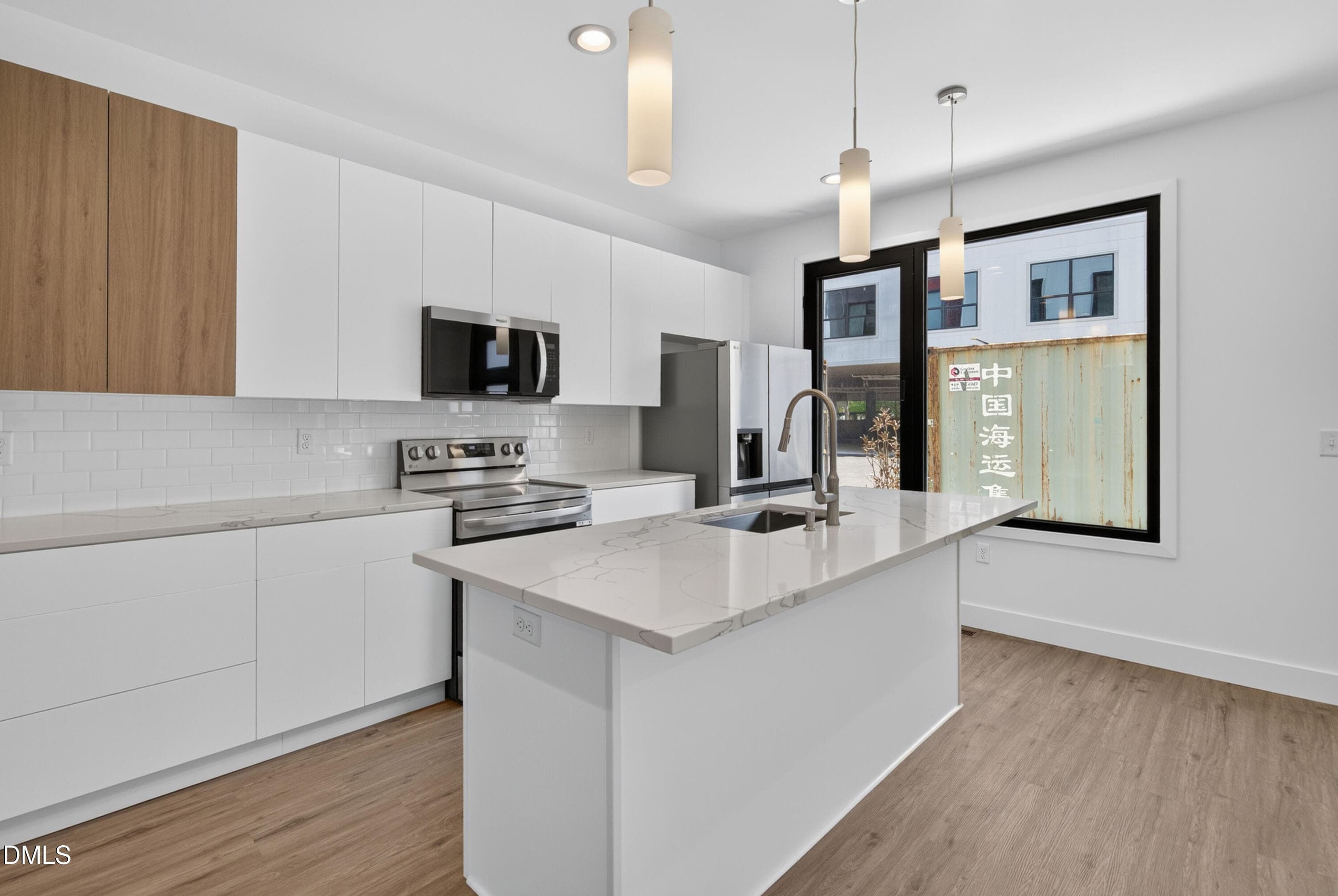 Quartz Countertop - 1105 Nova Street, Durham, NC 27713, Durham