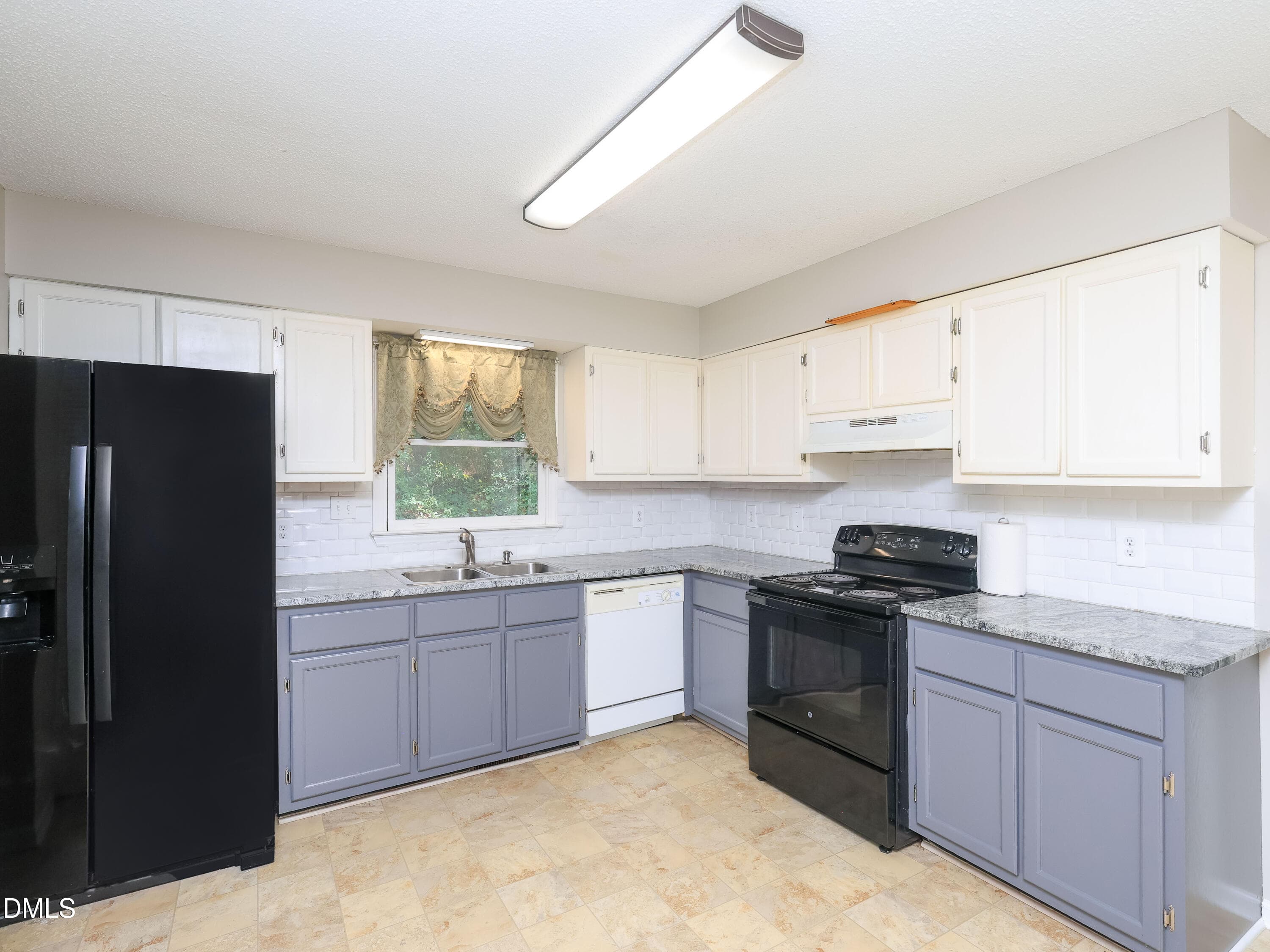 17_825_Rawls - 825 Rawls Drive, Raleigh, NC 27610, Raleigh