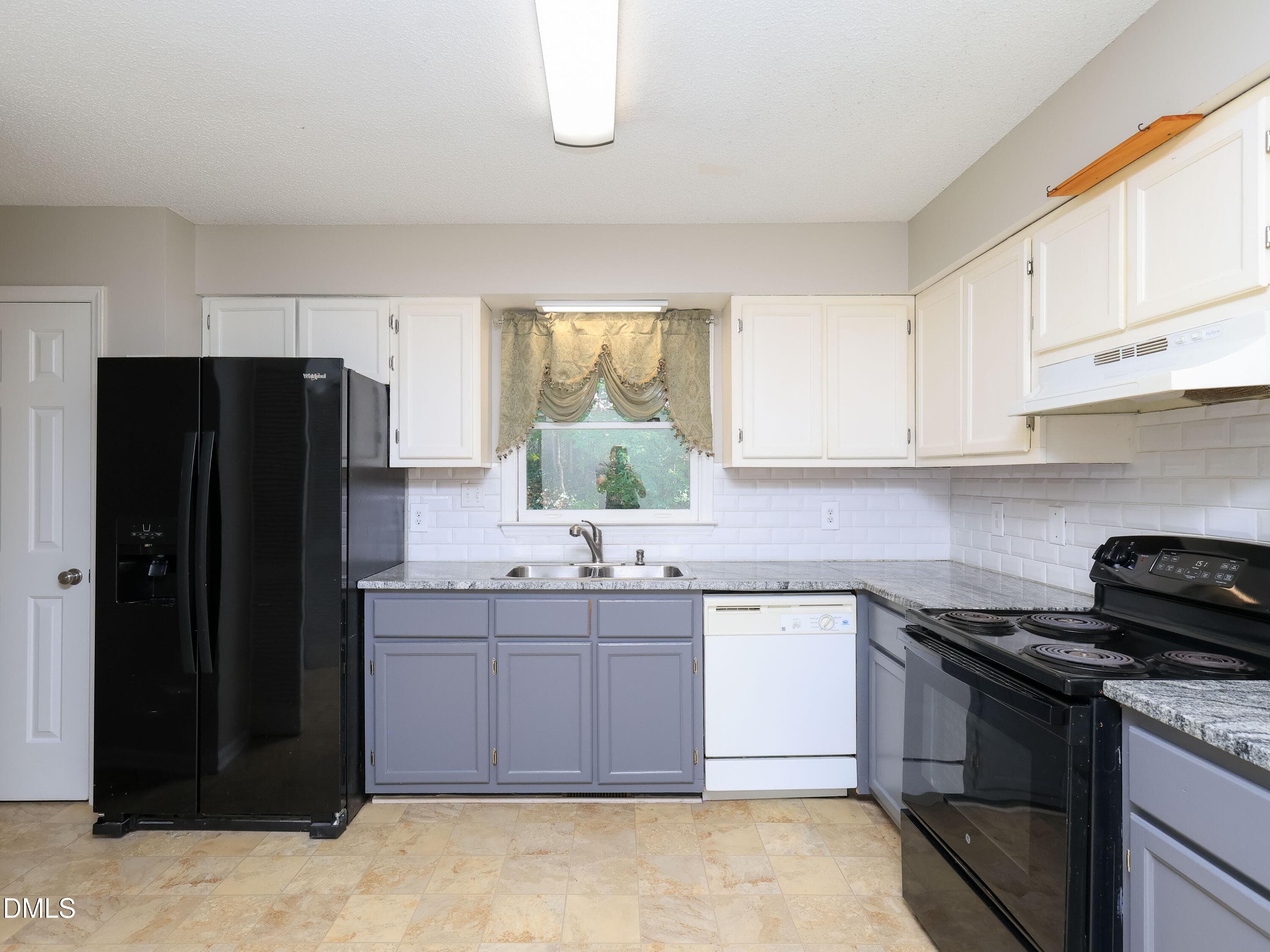 18_825_Rawls - 825 Rawls Drive, Raleigh, NC 27610, Raleigh