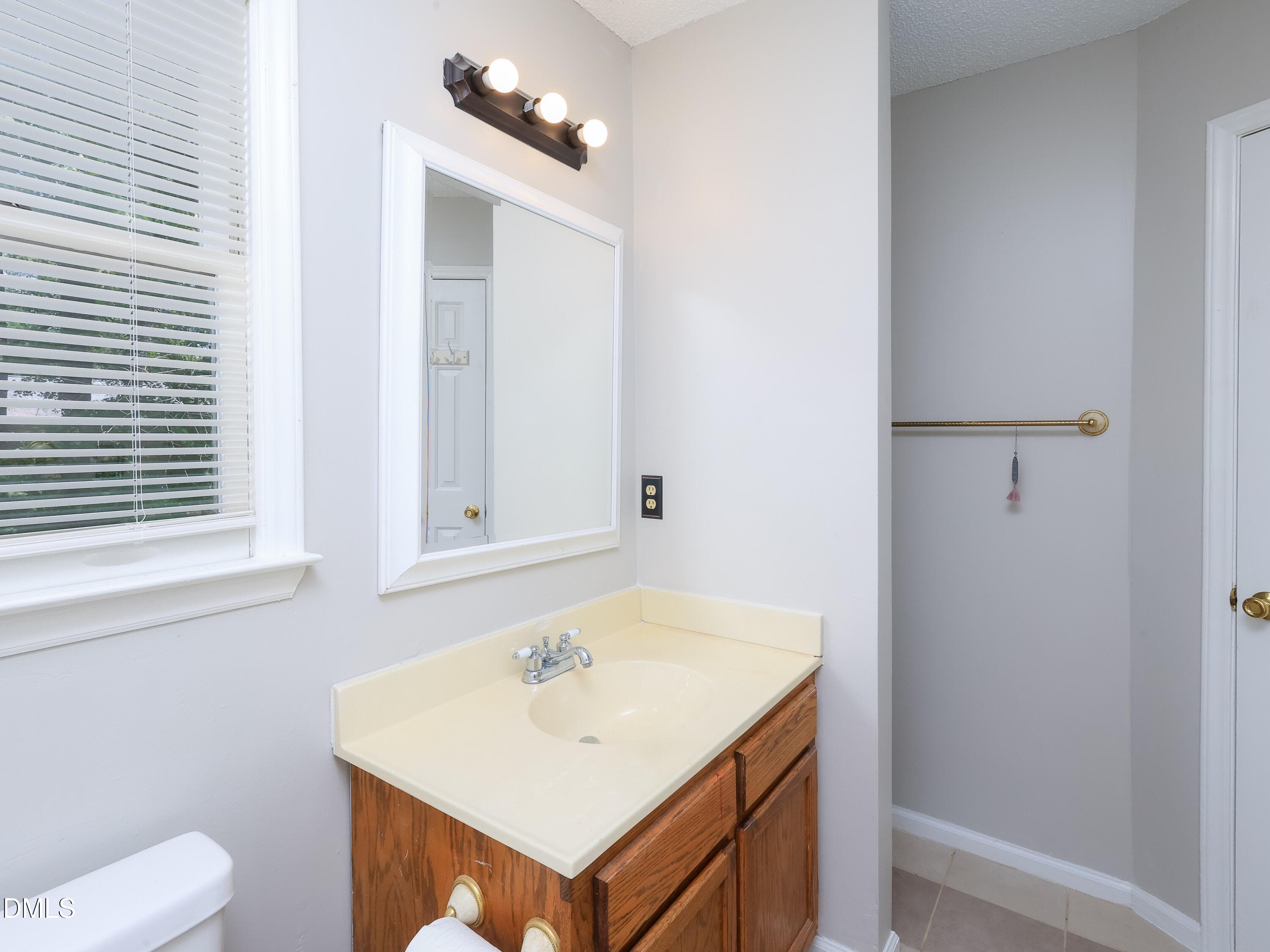 38_825_Rawls - 825 Rawls Drive, Raleigh, NC 27610, Raleigh