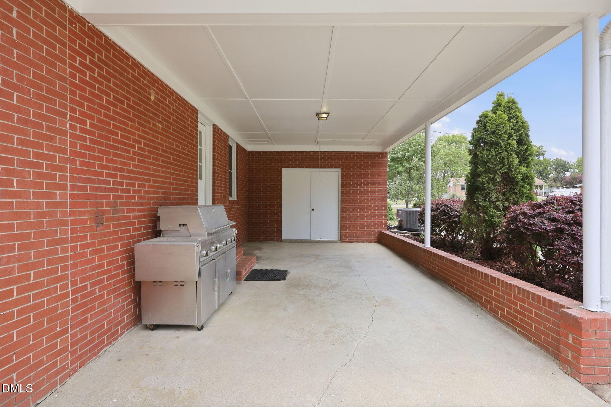 40-web-or-mls-IMG_3407 - 3801 W Allen Street W, Raleigh, NC 27603, Raleigh