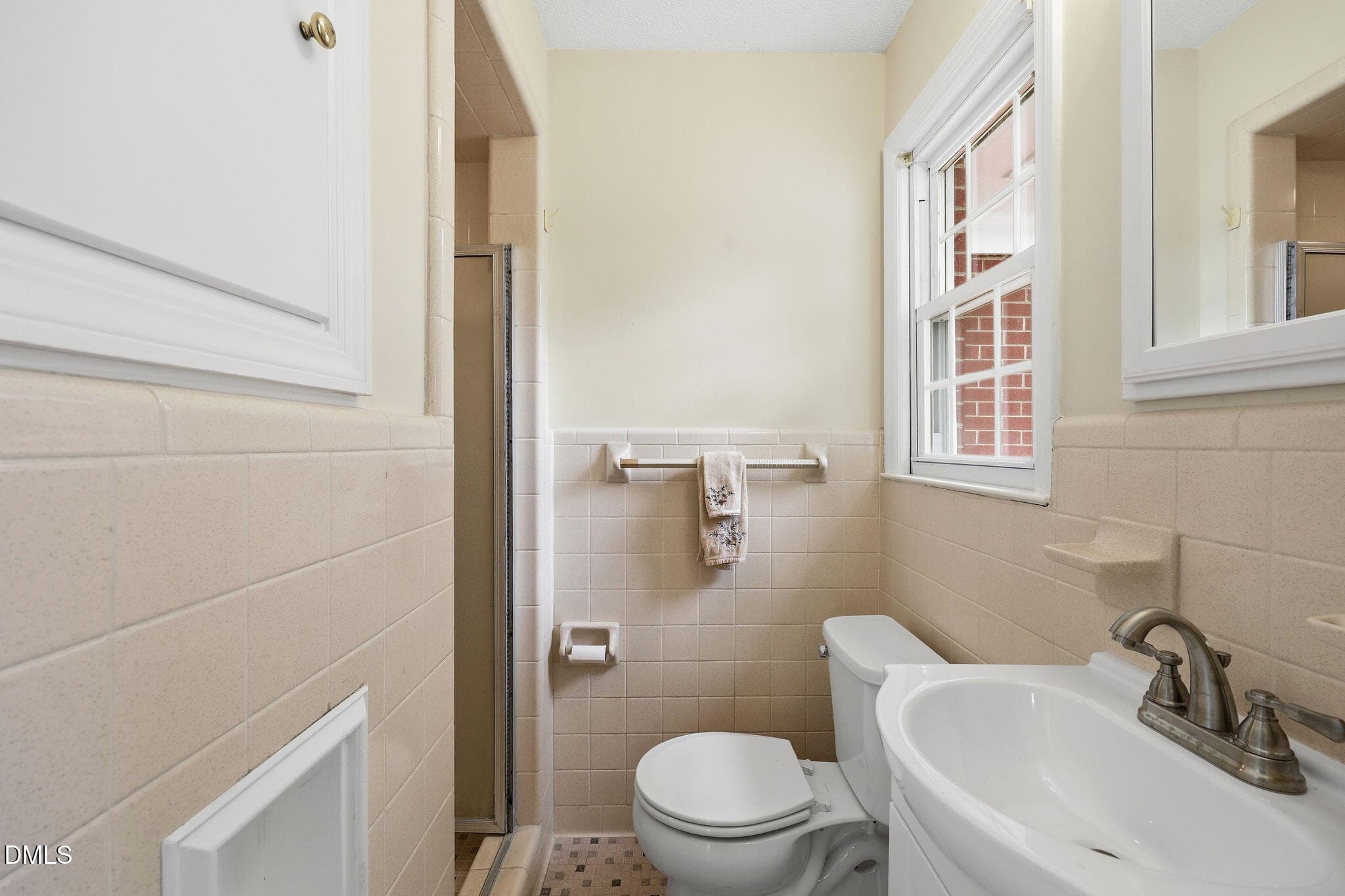 23-web-or-mls-IMG_3352 - 3801 W Allen Street W, Raleigh, NC 27603, Raleigh