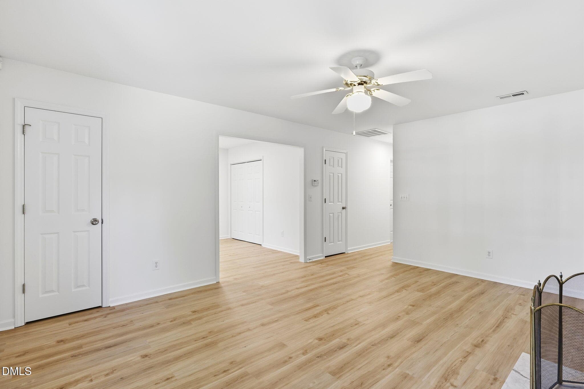 11 - Family Room - 208 Highgate Circle, Wake Forest, NC 27587