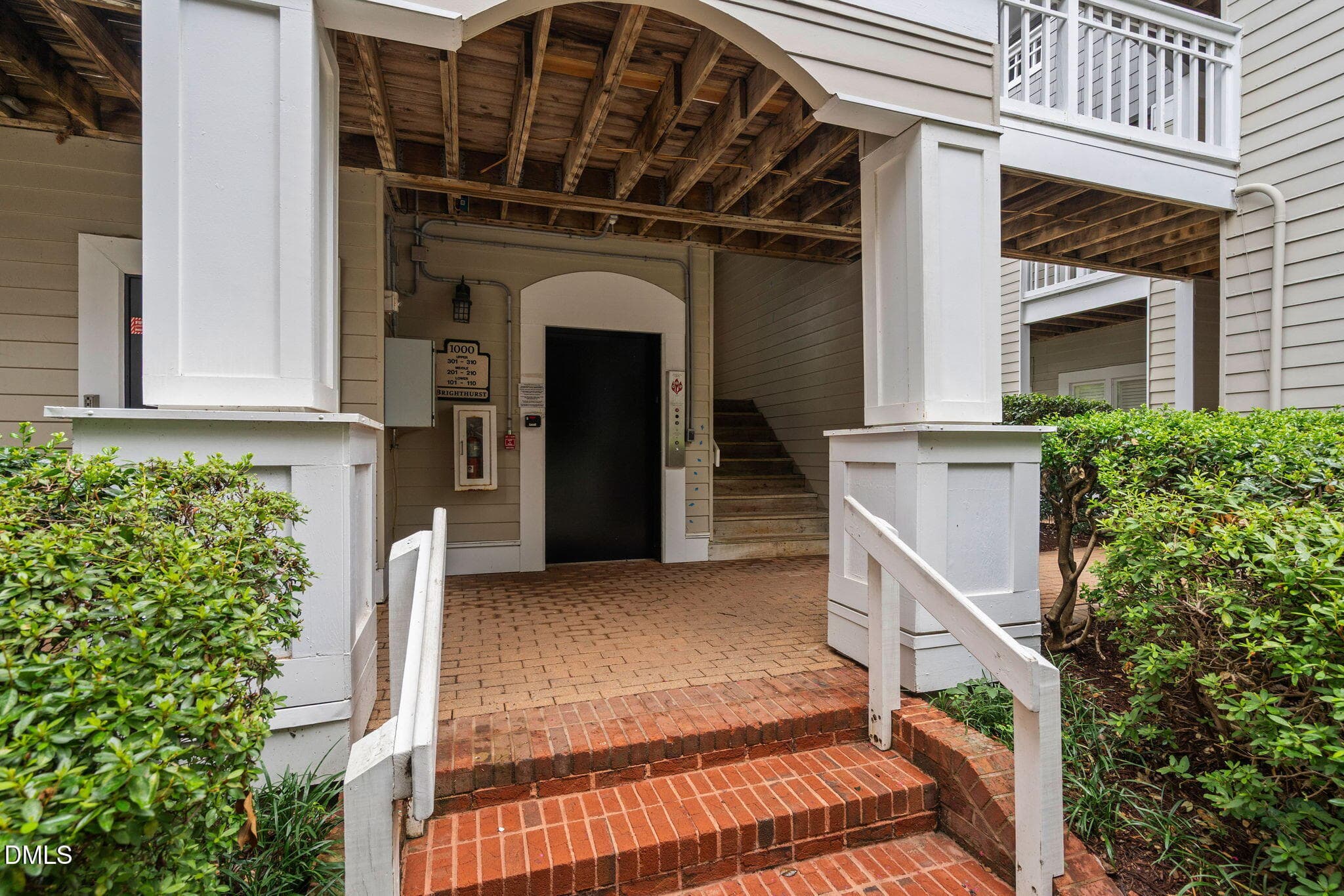 3-web-or-mls-1000-brighthurst-dr-unit-30 - 1000 Brighthurst Drive 304, Raleigh, NC 27605, Raleigh