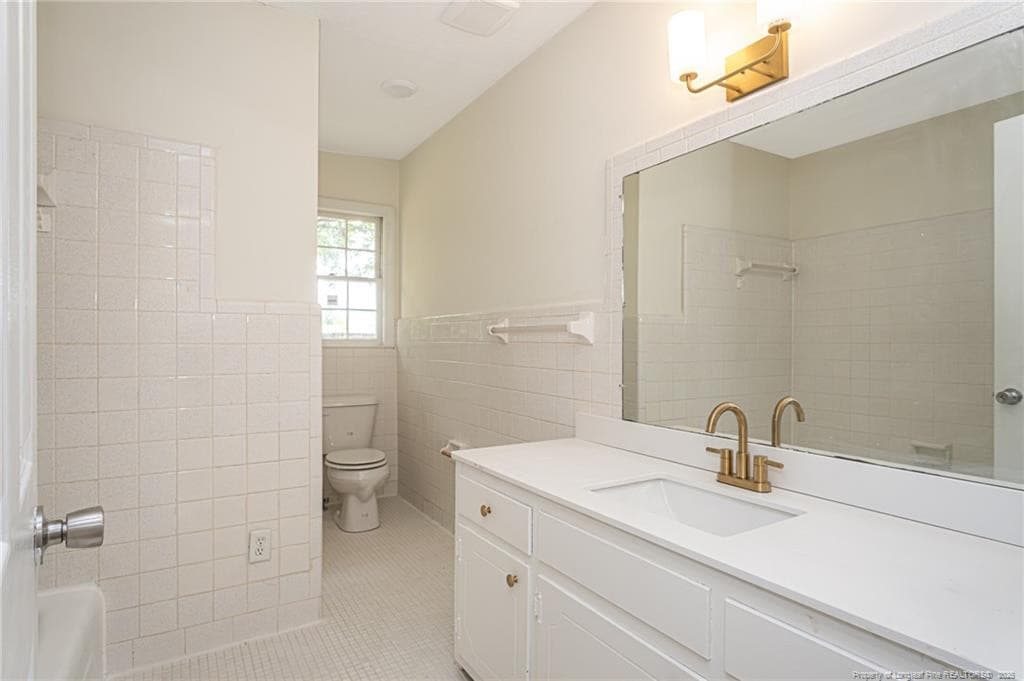 Photo 18 - 1602 Ferndell Drive, Fayetteville, NC 28314, Fayetteville