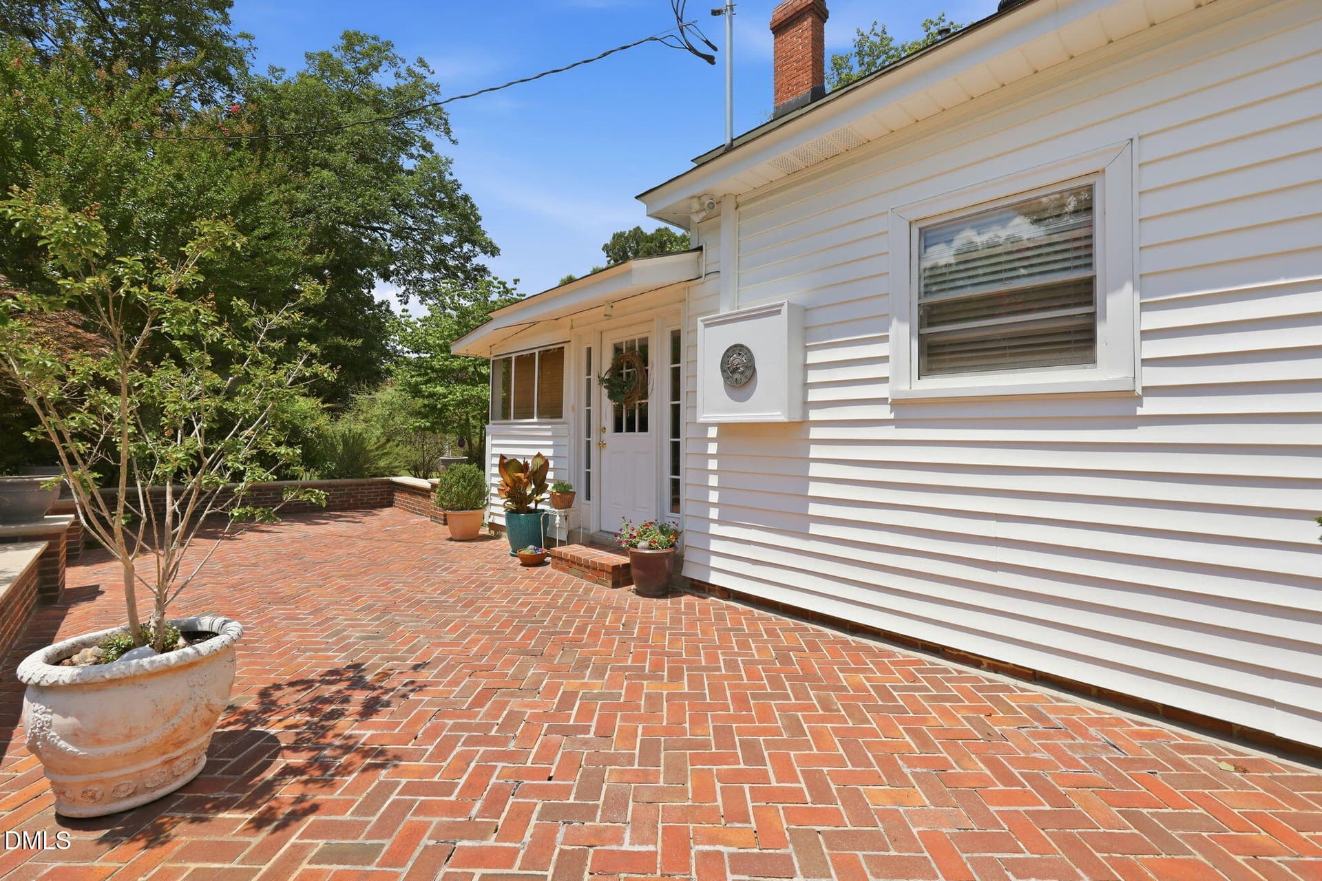 52-web-or-mls-IMG_4028 - 211 Barnette Avenue, Roxboro, NC 27573