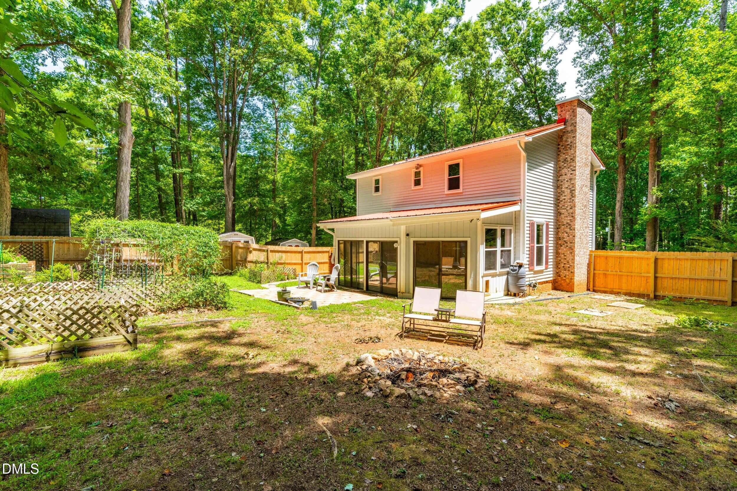 fire pit - 133 Stagecrest Drive, Raleigh, NC 27603, Raleigh