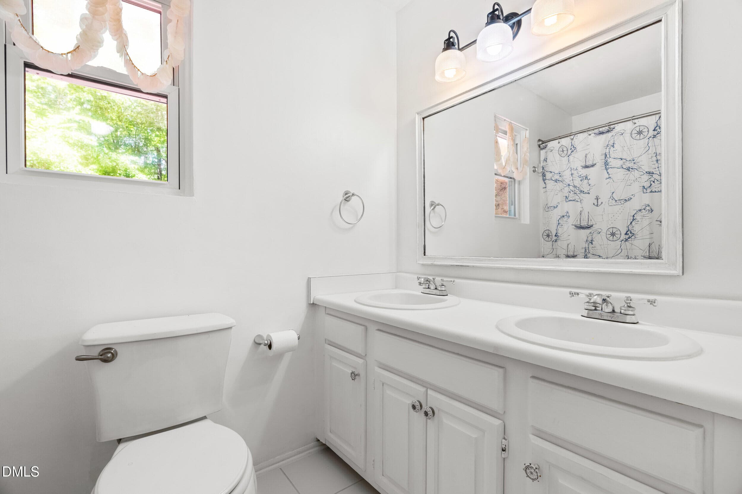 Primary suite bath - 133 Stagecrest Drive, Raleigh, NC 27603, Raleigh