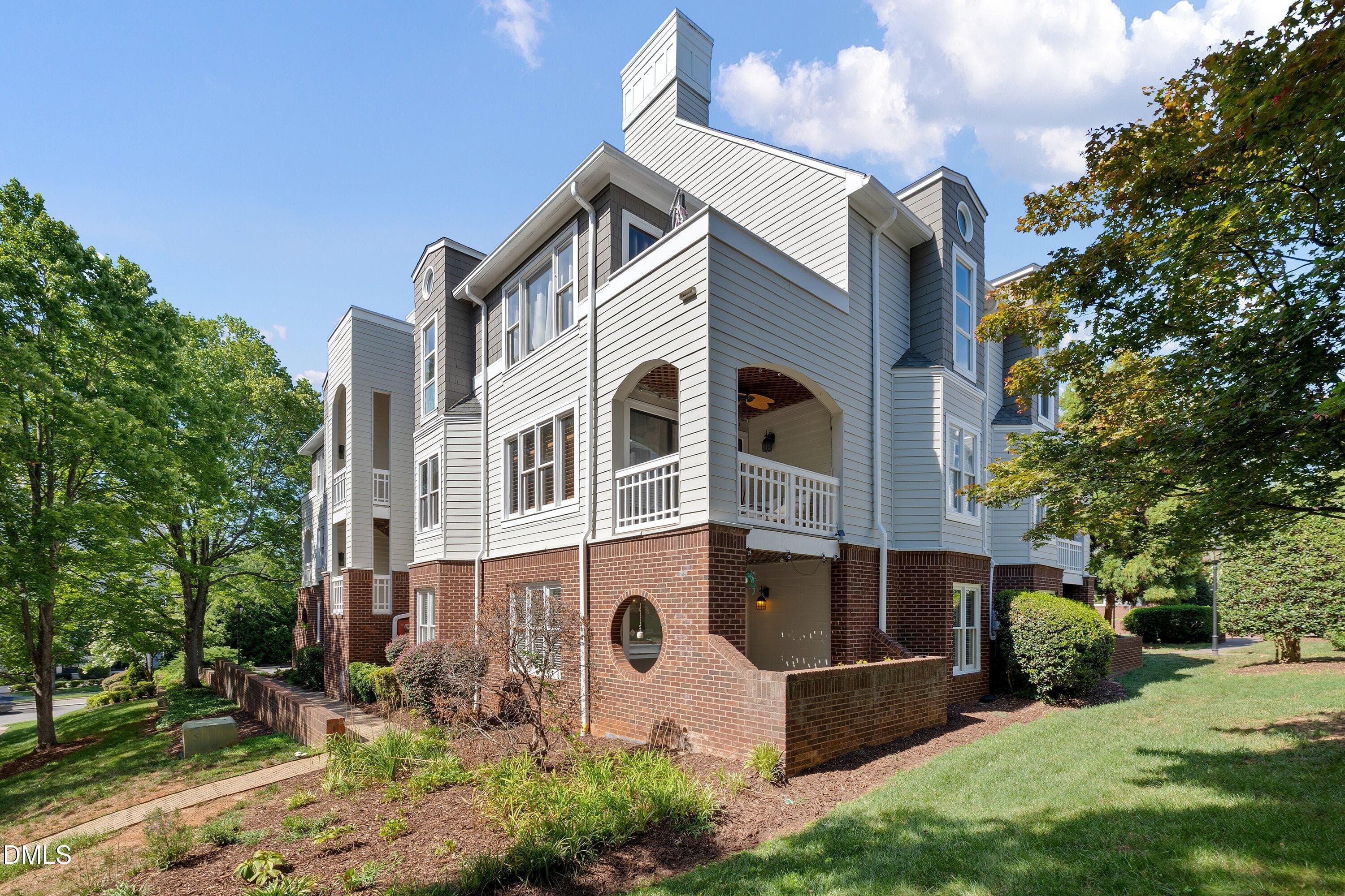 02- Raleigh Front House - 1021 Brighthurst Drive 103, Raleigh, NC 27605, Raleigh