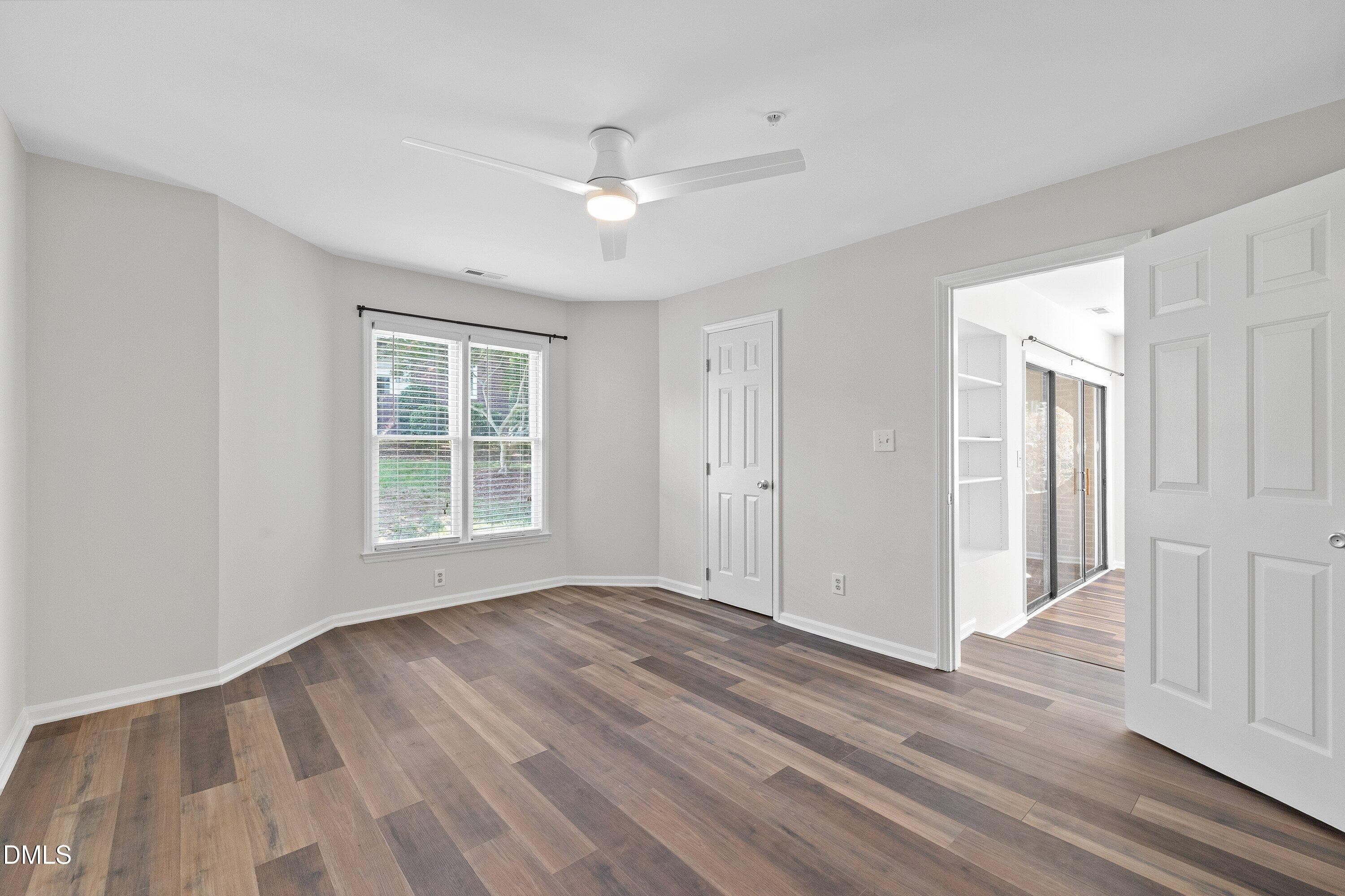25-pool Room - 1021 Brighthurst Drive 103, Raleigh, NC 27605, Raleigh