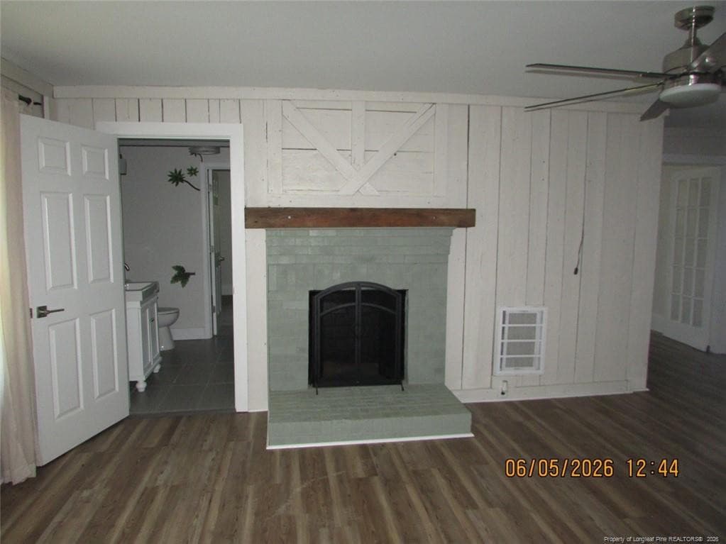 Den - 310 N McKay Avenue, Dunn, NC 28334