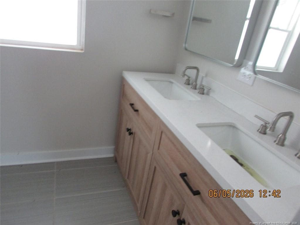 Master - 310 N McKay Avenue, Dunn, NC 28334