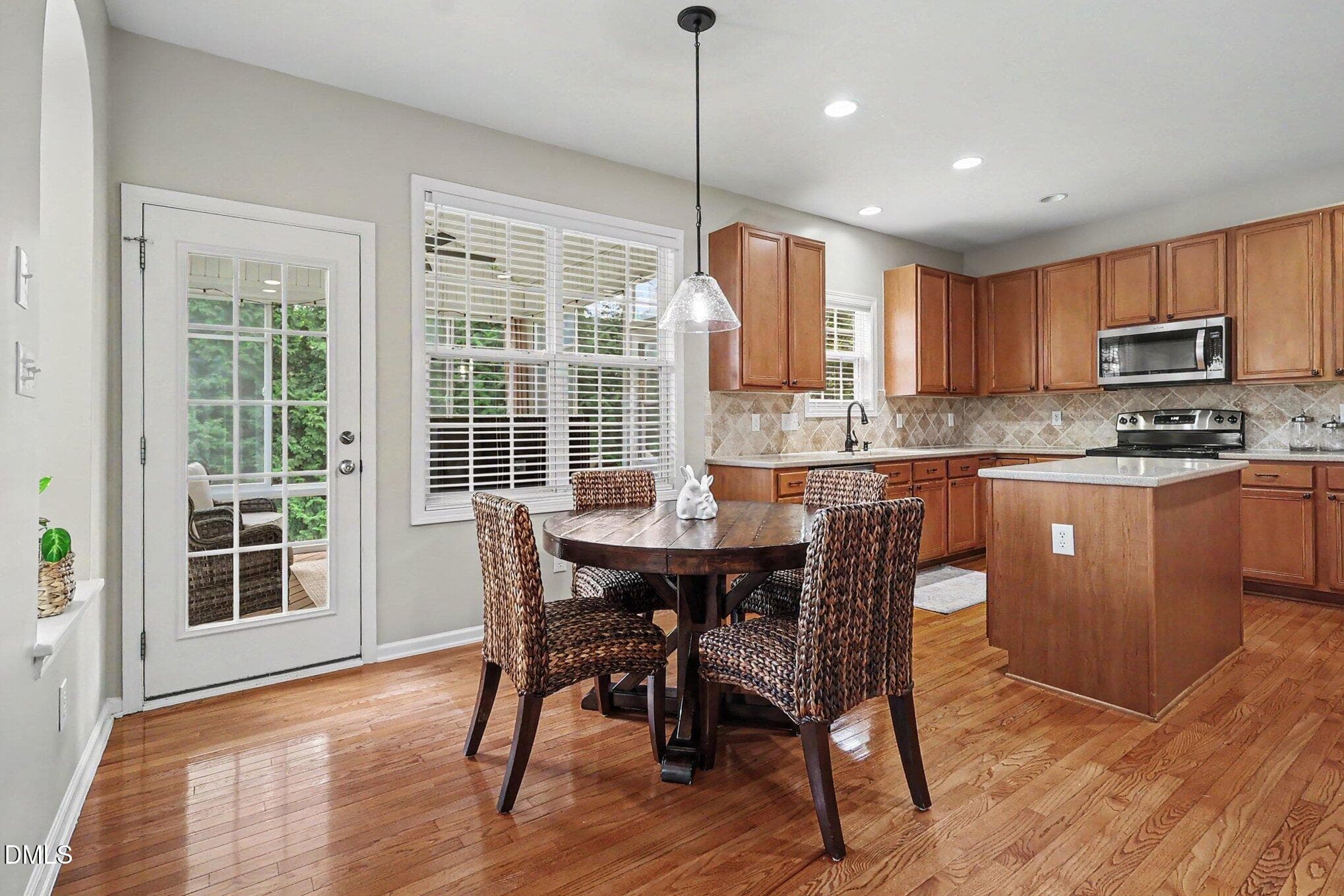 breakfast nook - 8417 Dunnington Circle, Raleigh, NC 27613, Raleigh