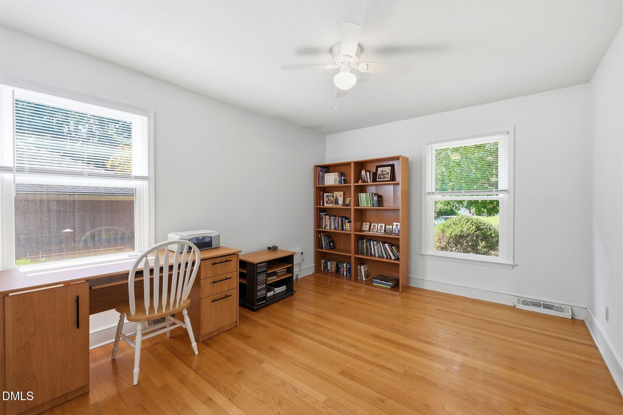 14-web-or-mls-IMG_4785 - 409 Oakridge Road, Cary, NC 27511, Cary