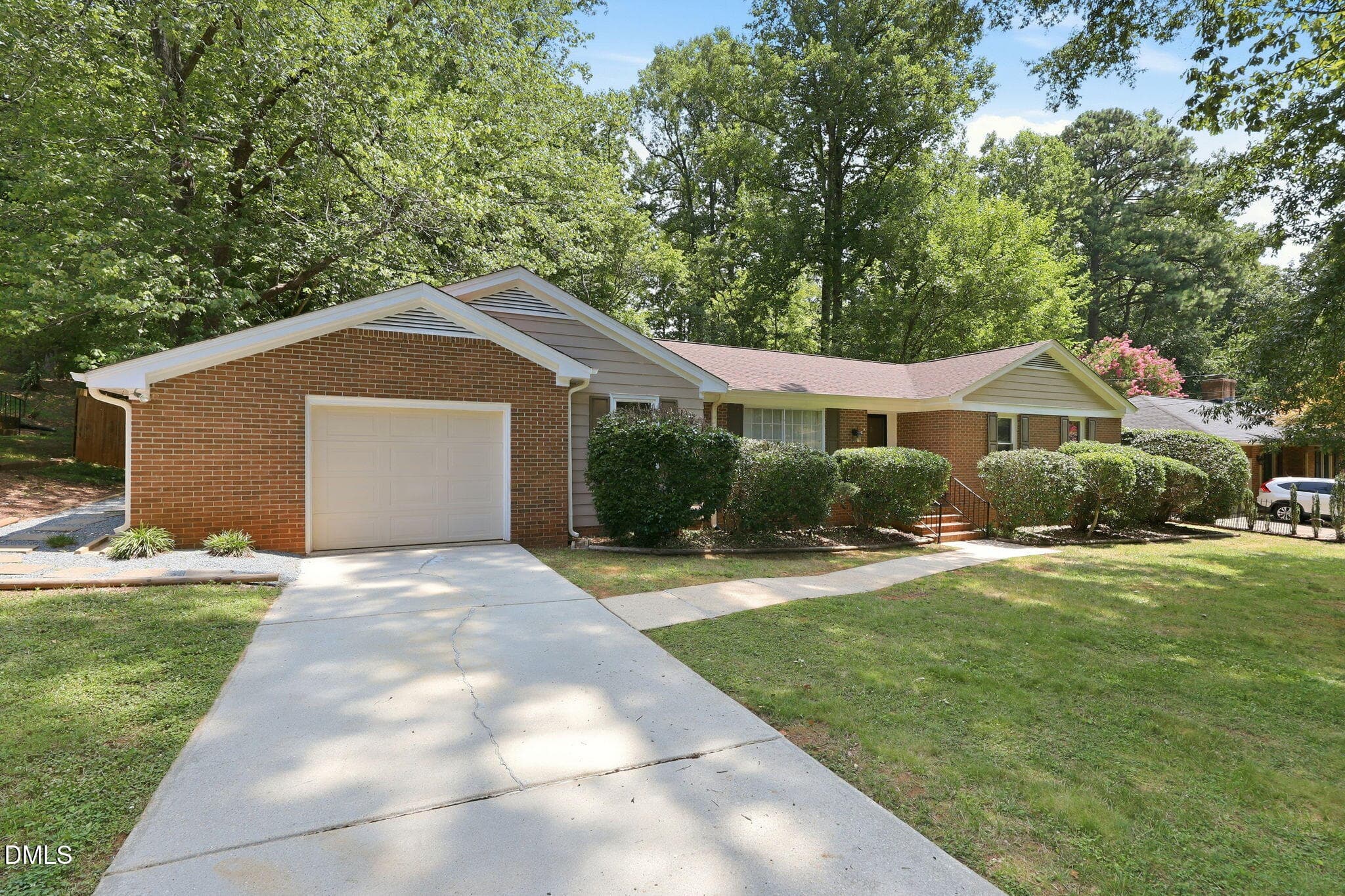 51-web-or-mls-IMG_4892 - 409 Oakridge Road, Cary, NC 27511, Cary