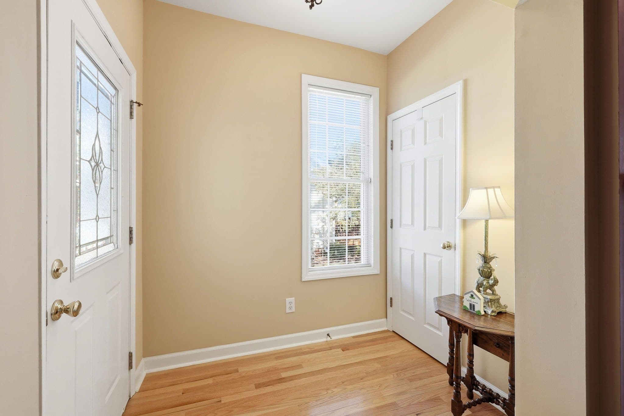 20-web-or-mls-IMG_4038.jpg - 7642 Astoria Place, Raleigh, NC 27612, Raleigh