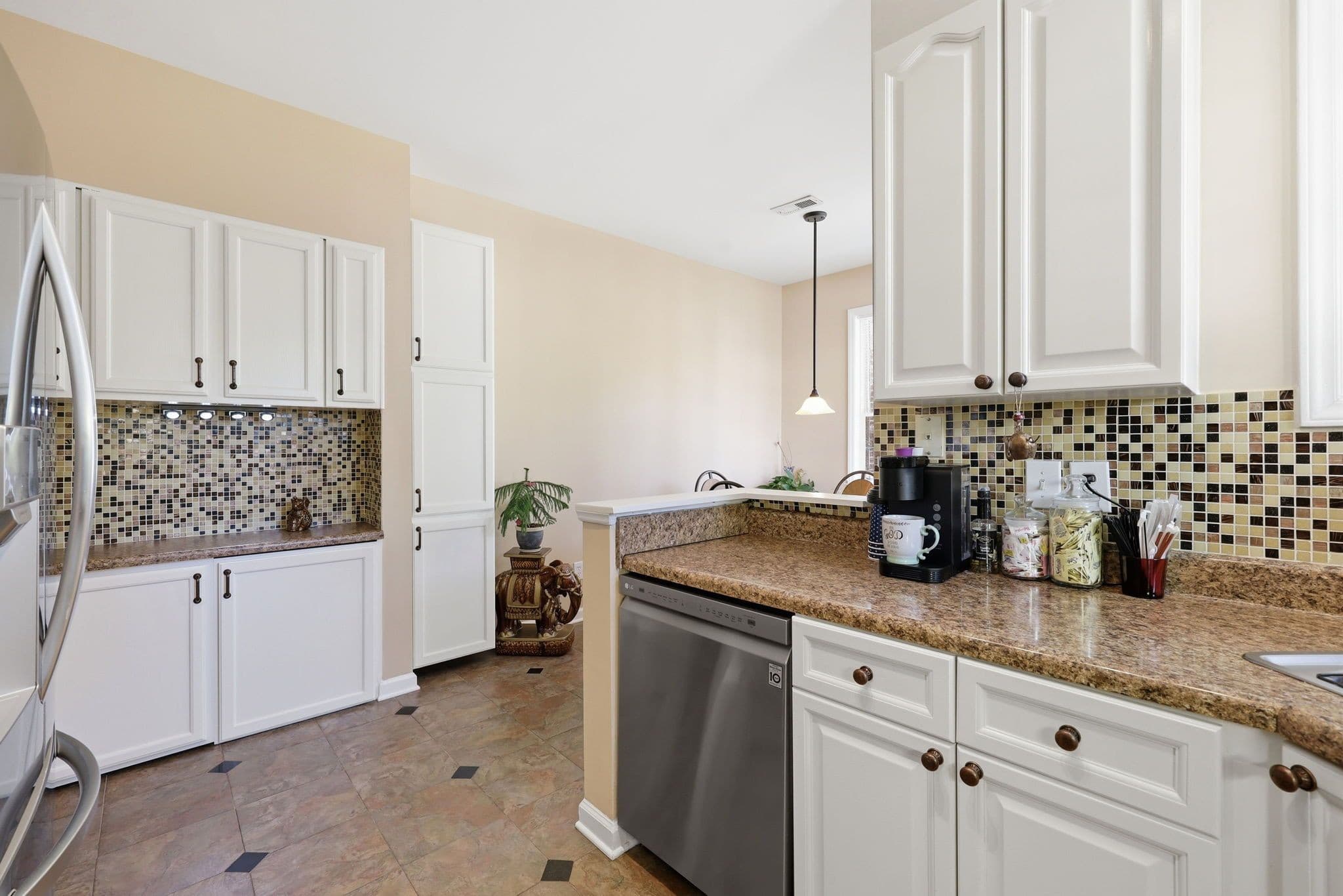 30-web-or-mls-IMG_4080.jpg - 7642 Astoria Place, Raleigh, NC 27612, Raleigh