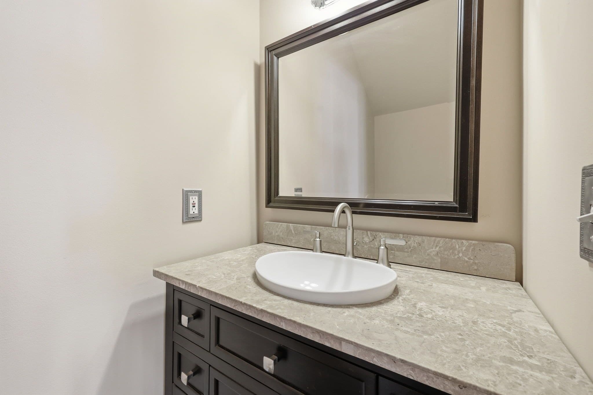 28-web-or-mls-IMG_4068.jpg - 7642 Astoria Place, Raleigh, NC 27612, Raleigh