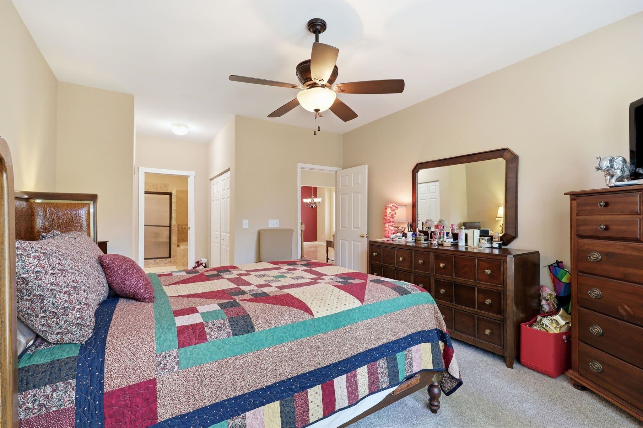 37-web-or-mls-IMG_4107.jpg - 7642 Astoria Place, Raleigh, NC 27612, Raleigh