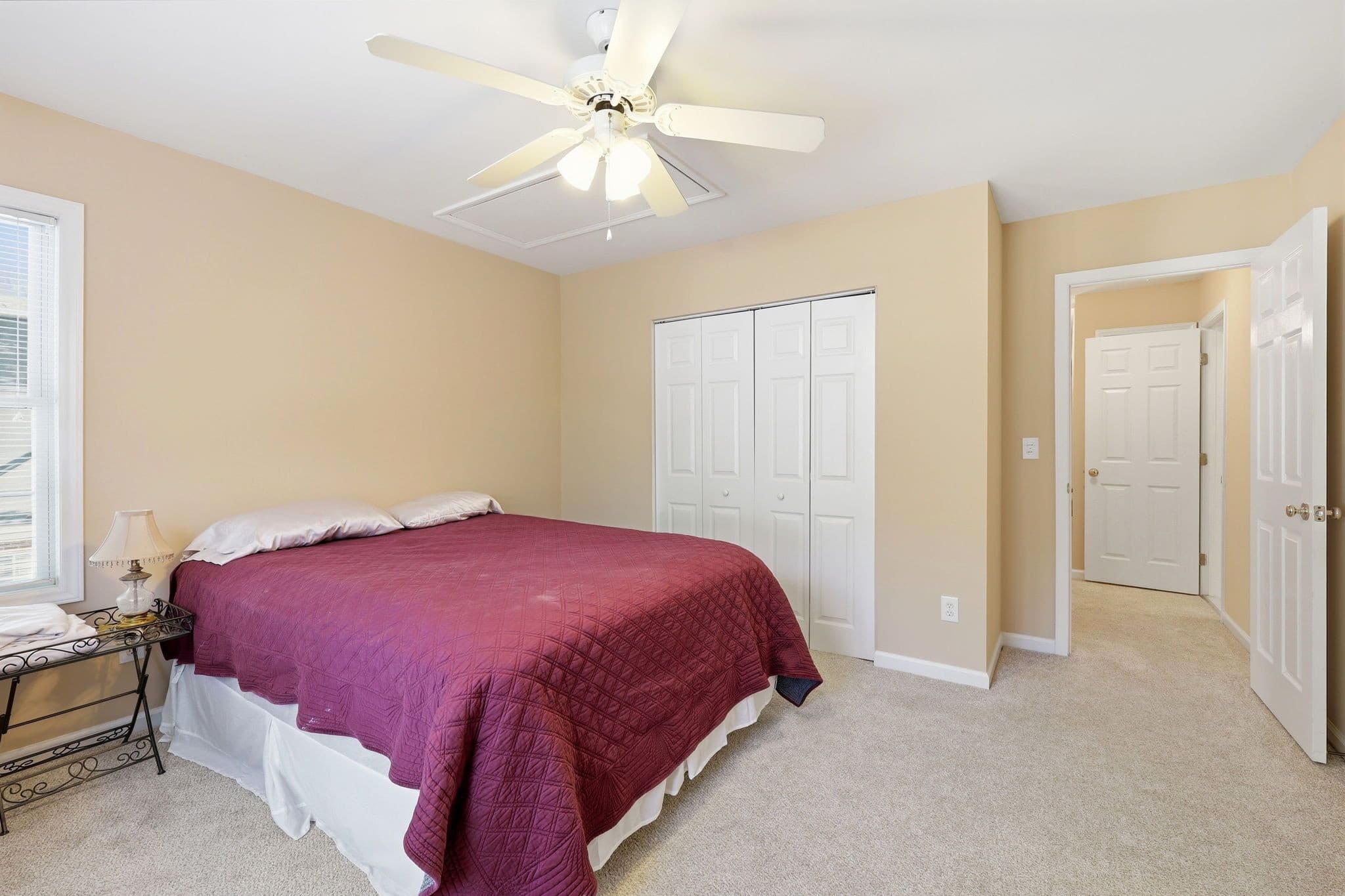 45-web-or-mls-IMG_4134_photoshop.jpg - 7642 Astoria Place, Raleigh, NC 27612, Raleigh
