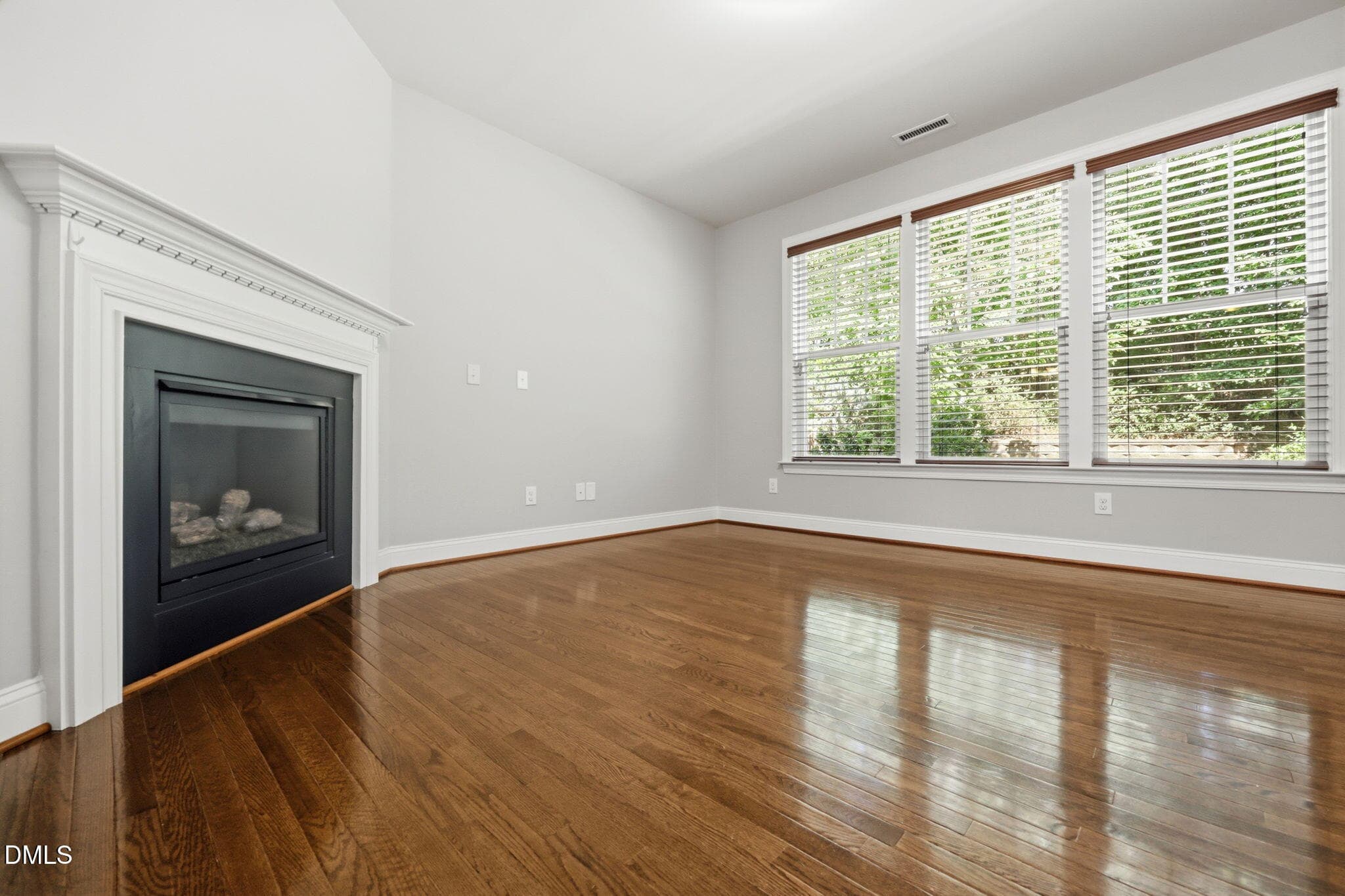 22-web-or-mls-IMG_8074 - 504 Bouree Circle, Raleigh, NC 27606, Raleigh