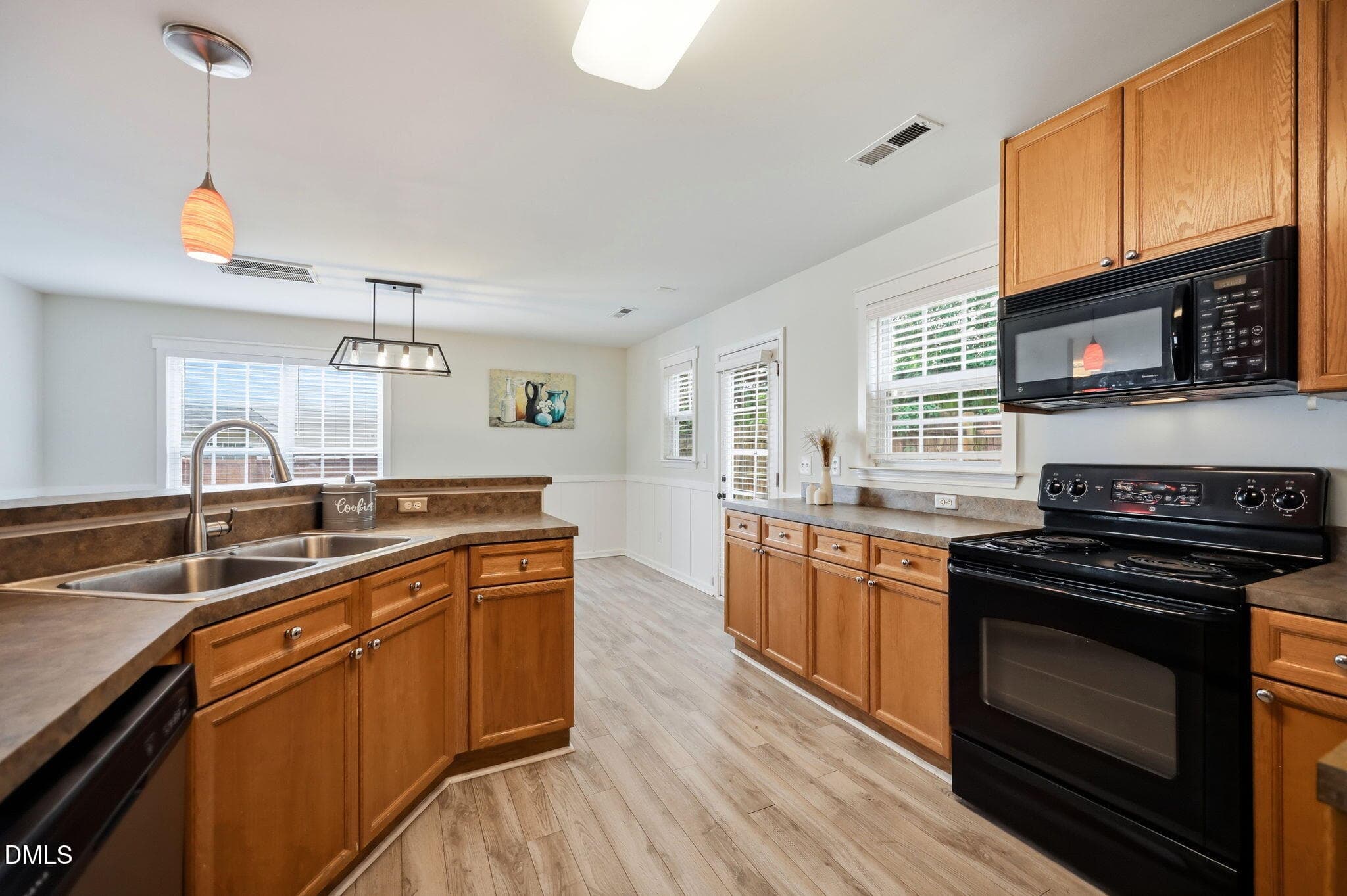 14-web-or-mls-IMG_9855 - 1423 Windycrest Court, Raleigh, NC 27610, Raleigh