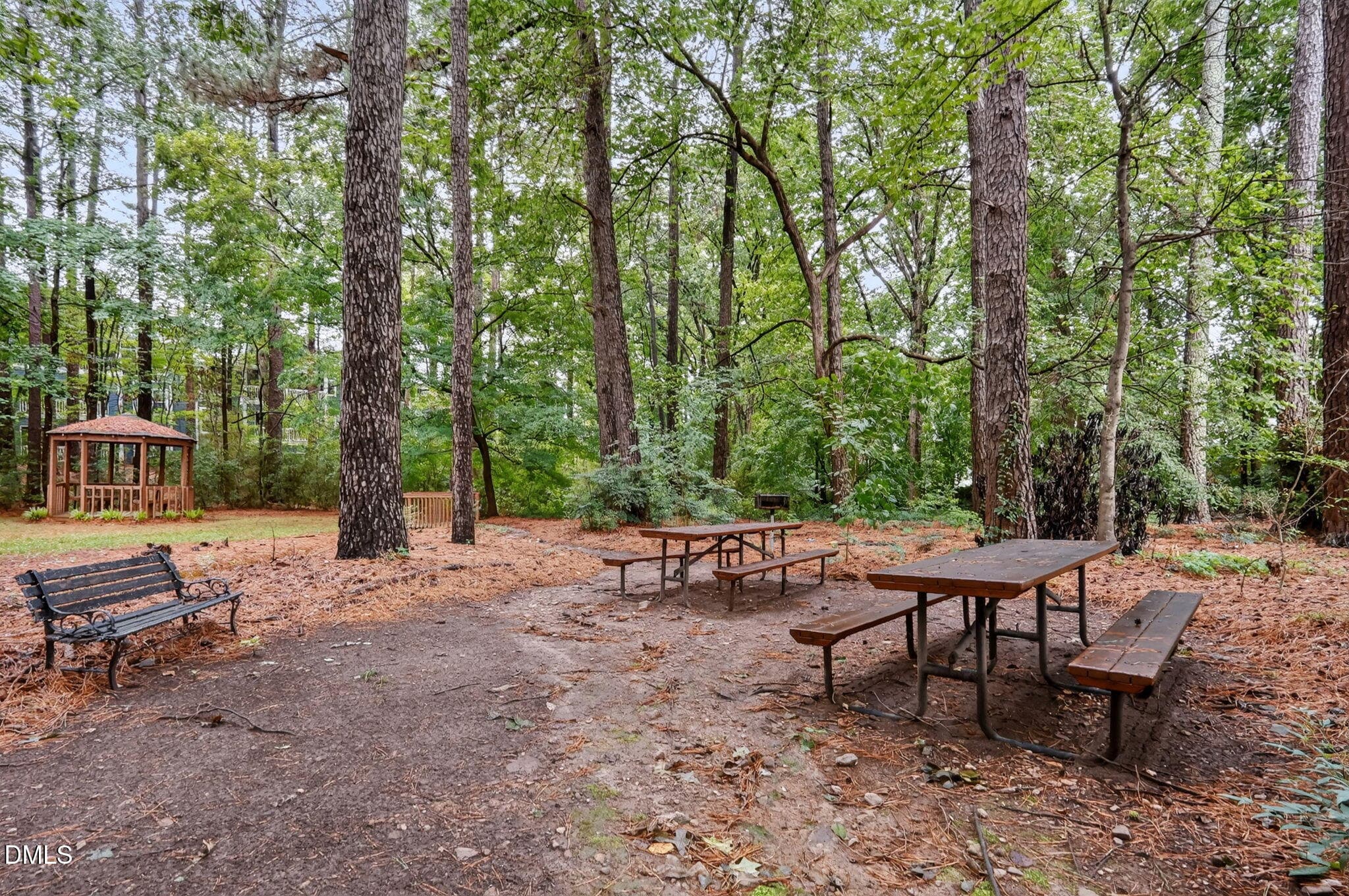 8-web-or-mls-3425-mill-run-barry-hester- - 3425 Mill Run, Raleigh, NC 27612, Raleigh