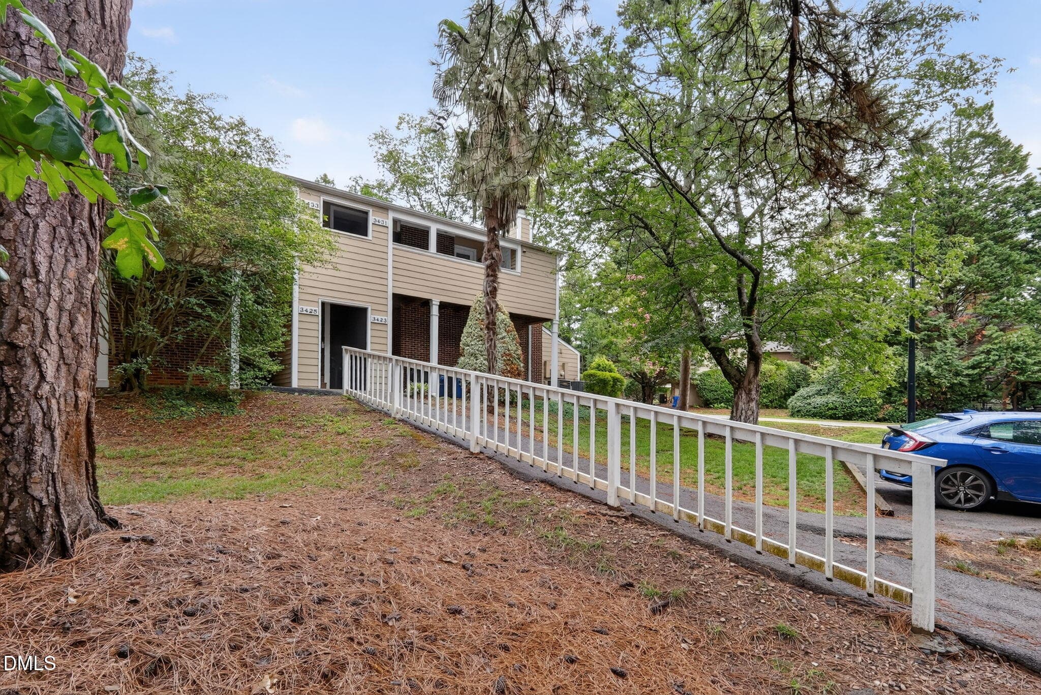10-web-or-mls-3425-mill-run-barry-hester - 3425 Mill Run, Raleigh, NC 27612, Raleigh