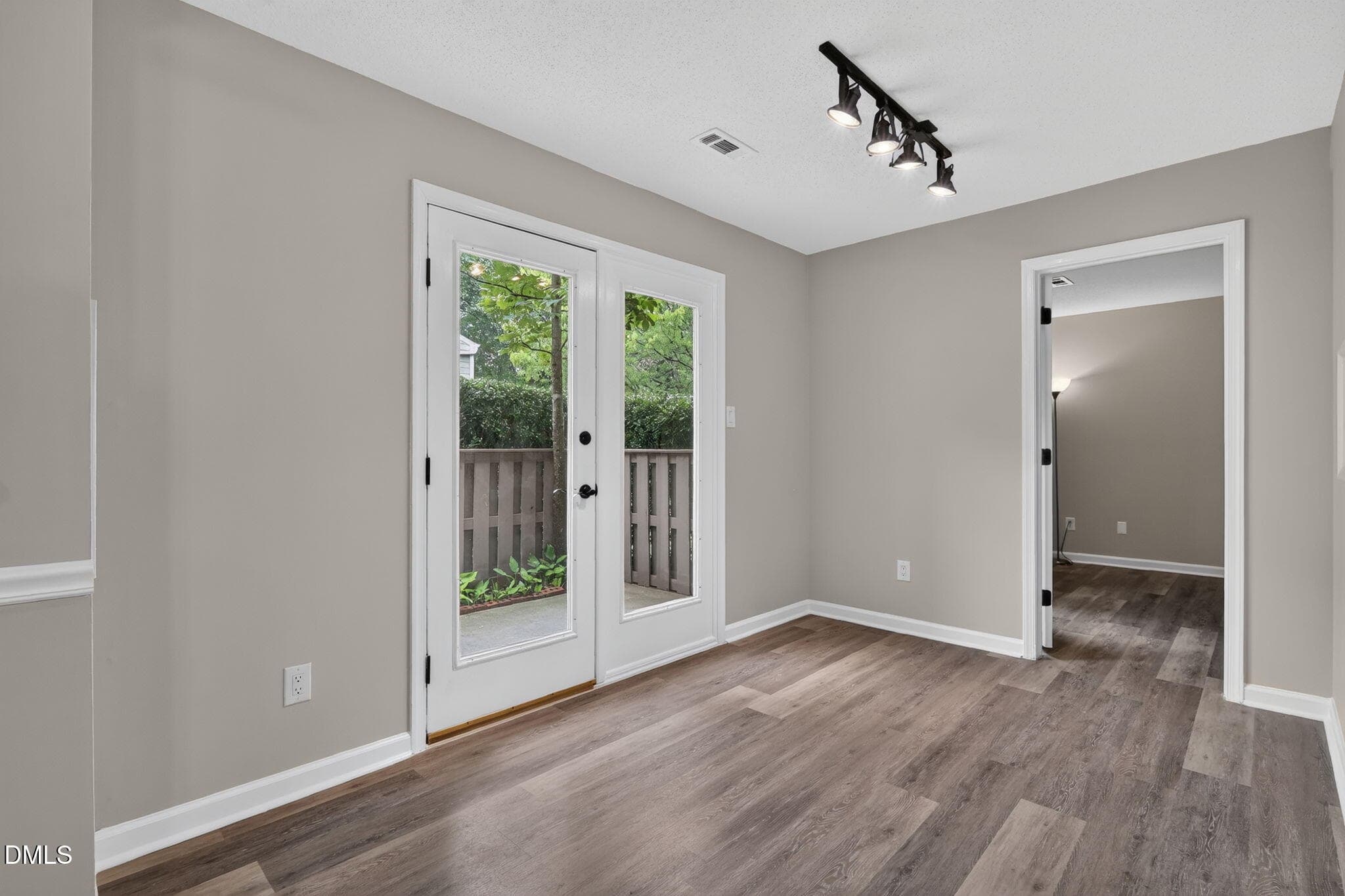 21-web-or-mls-3425-mill-run-barry-hester - 3425 Mill Run, Raleigh, NC 27612, Raleigh
