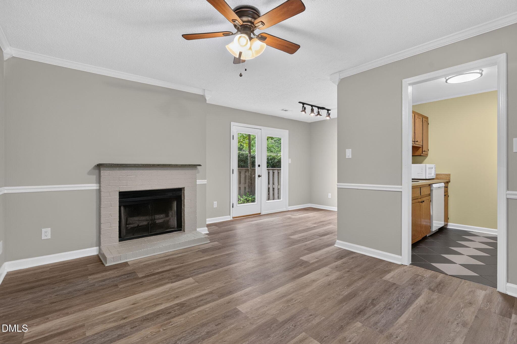 13-web-or-mls-3425-mill-run-barry-hester - 3425 Mill Run, Raleigh, NC 27612, Raleigh