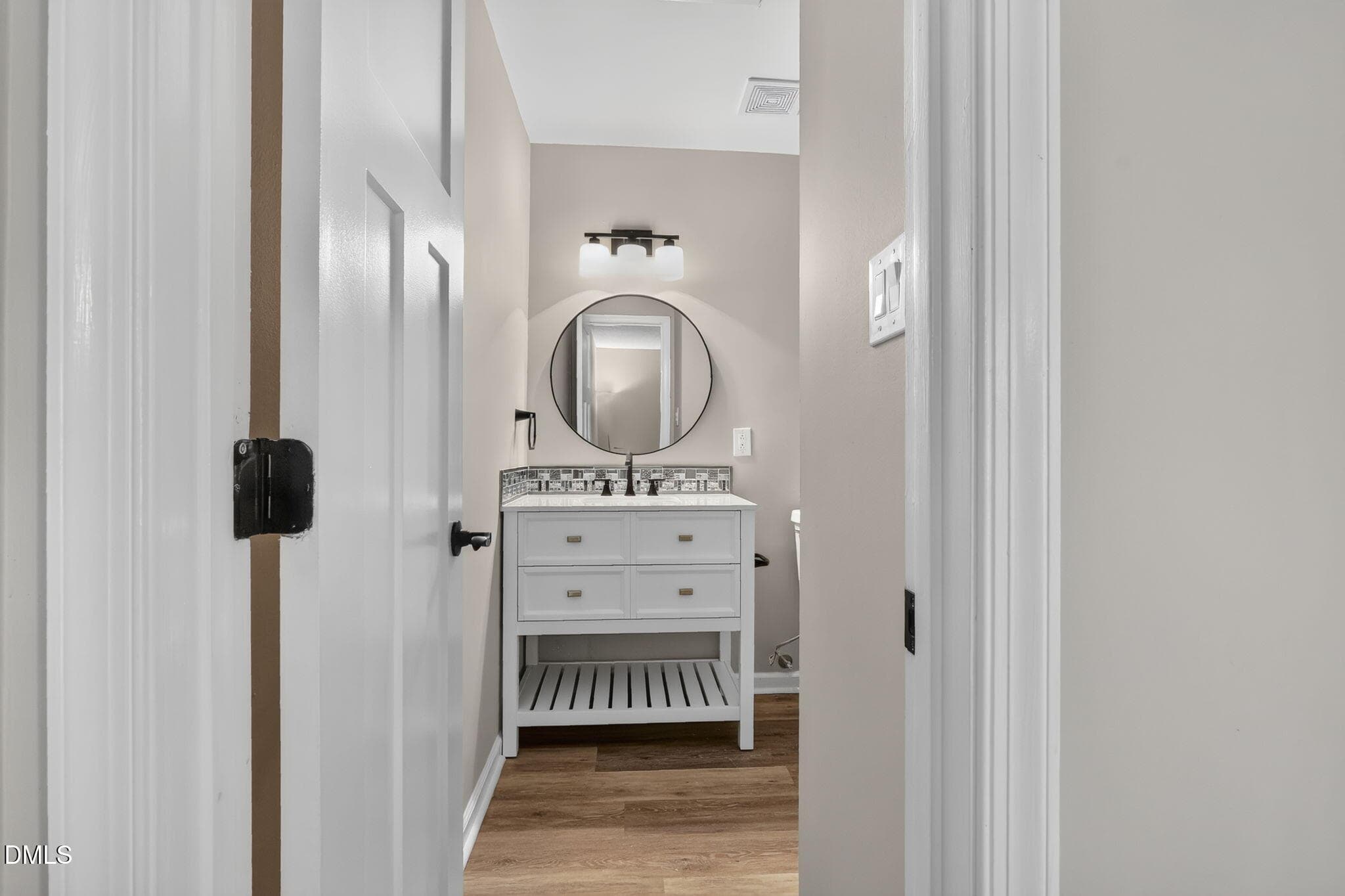 19-web-or-mls-3425-mill-run-barry-hester - 3425 Mill Run, Raleigh, NC 27612, Raleigh