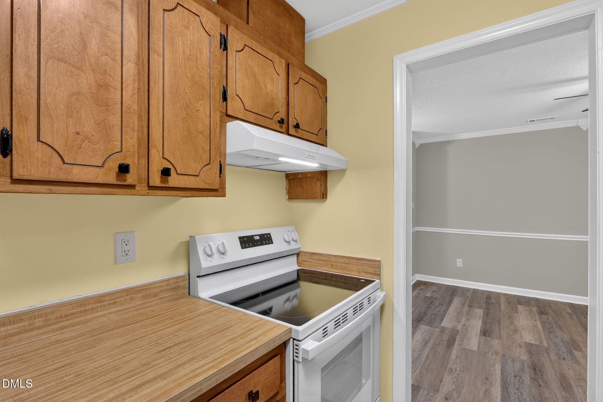 24-web-or-mls-3425-mill-run-barry-hester - 3425 Mill Run, Raleigh, NC 27612, Raleigh