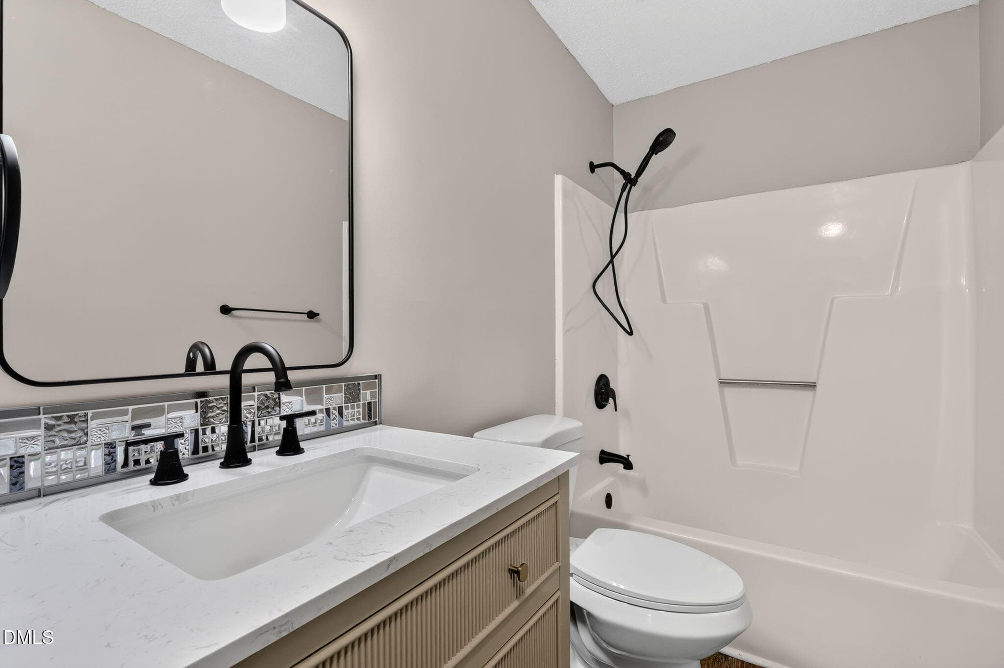33-web-or-mls-3425-mill-run-barry-hester - 3425 Mill Run, Raleigh, NC 27612, Raleigh