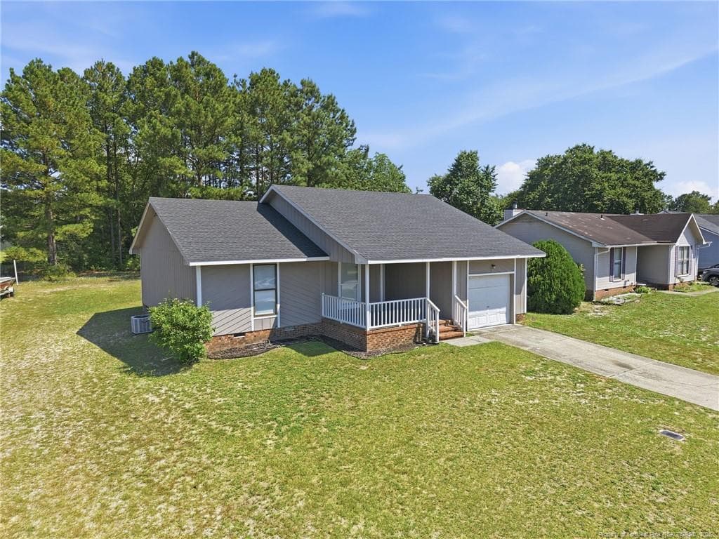 Photo 2 - 6866 Kingsgate Drive, Fayetteville, NC 28314, Fayetteville