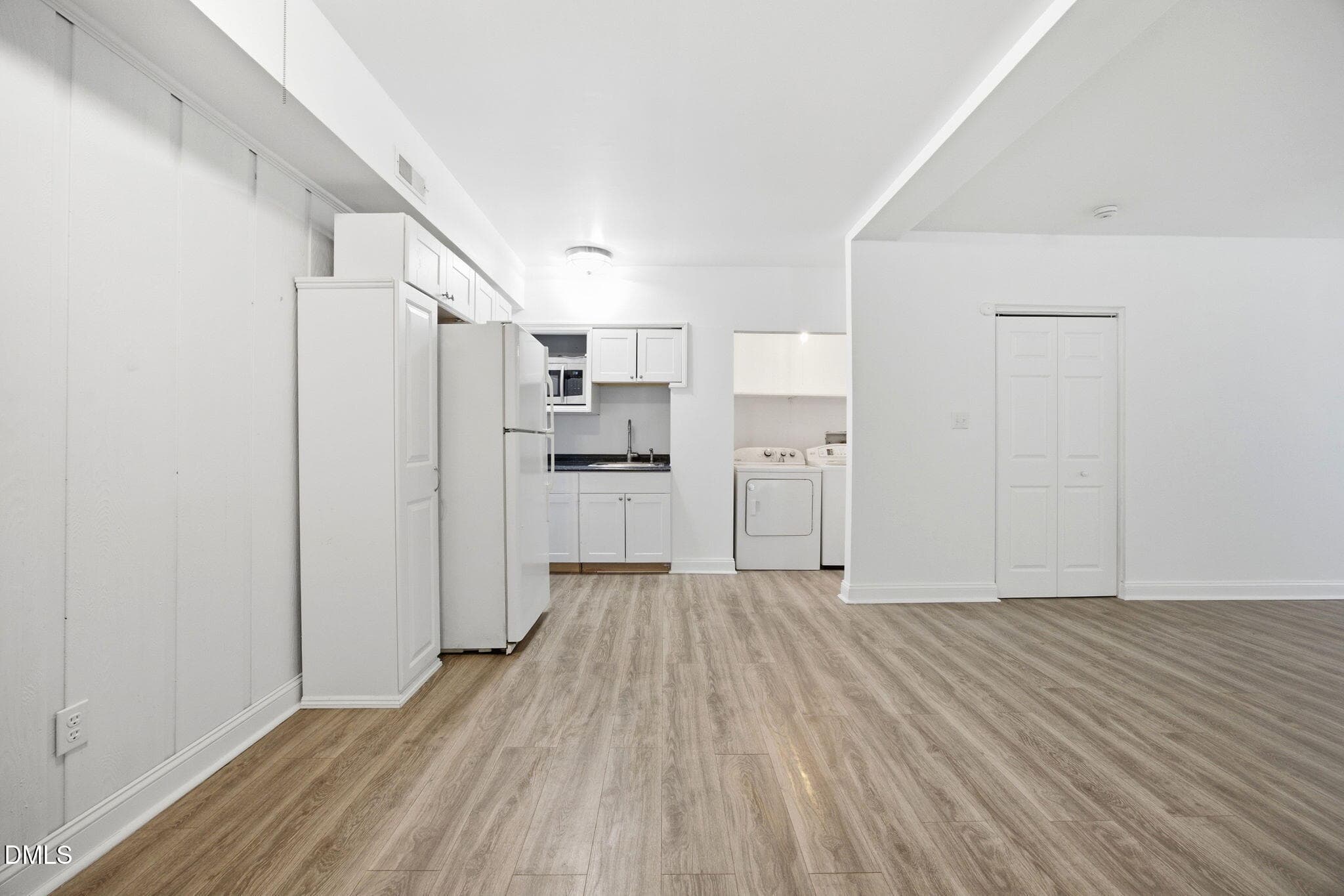 35-web-or-mls-IMG_7348_edit - 5703 Willowbrook Drive, Raleigh, NC 27609, Raleigh