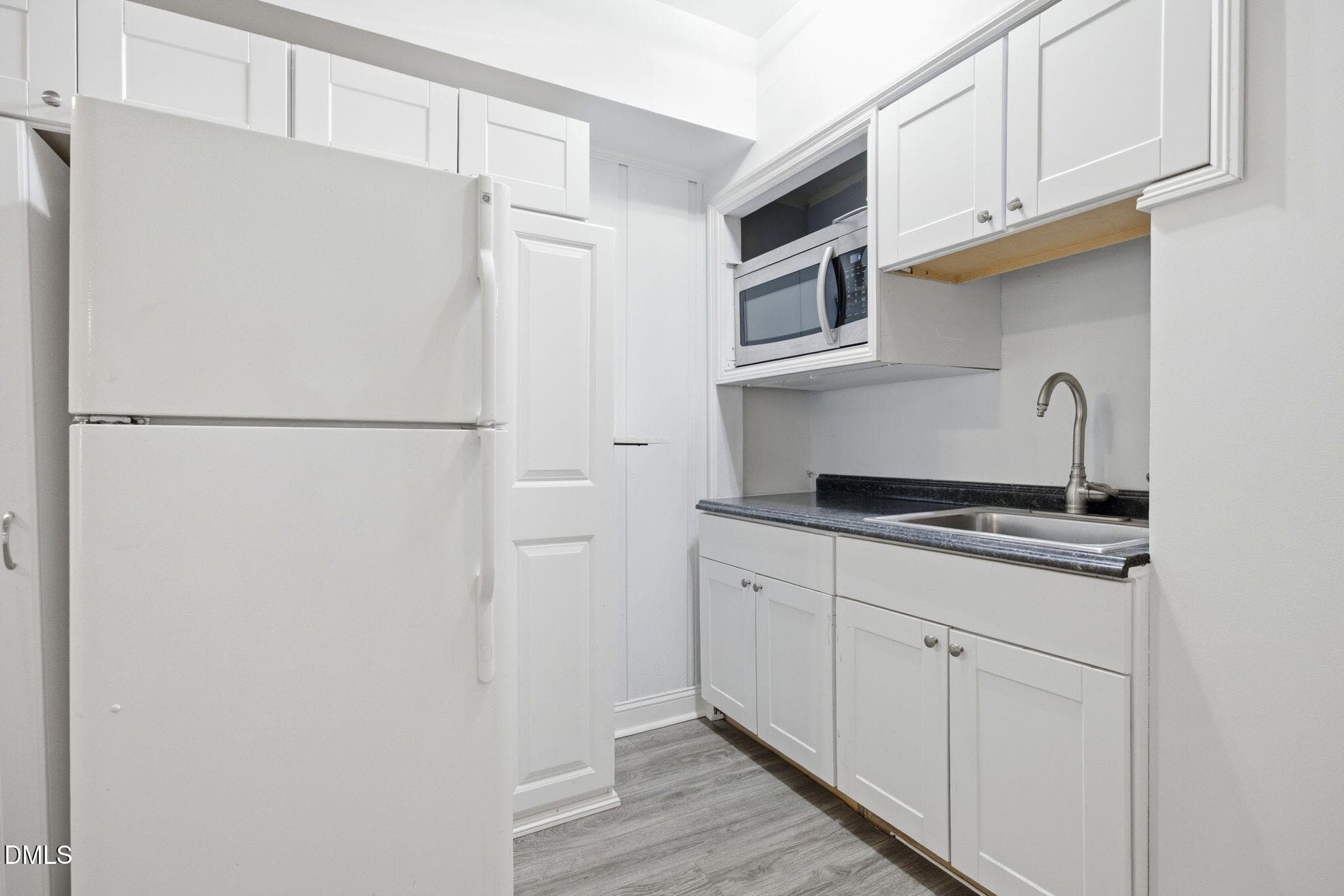 38-web-or-mls-IMG_7357_edit - 5703 Willowbrook Drive, Raleigh, NC 27609, Raleigh