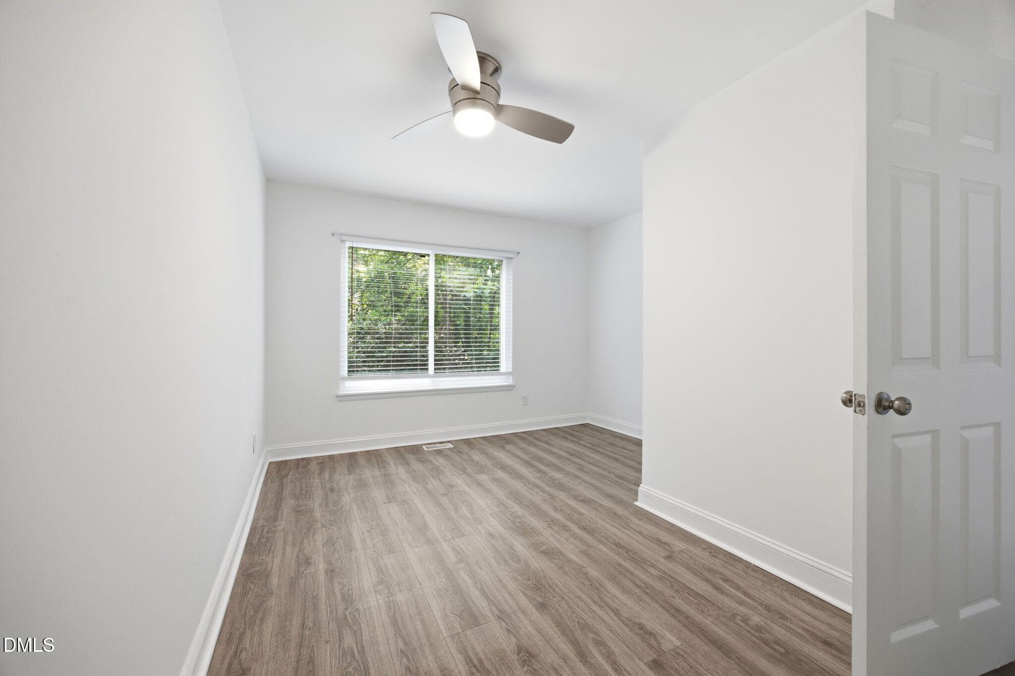 47-web-or-mls-IMG_7387_edit - 5703 Willowbrook Drive, Raleigh, NC 27609, Raleigh