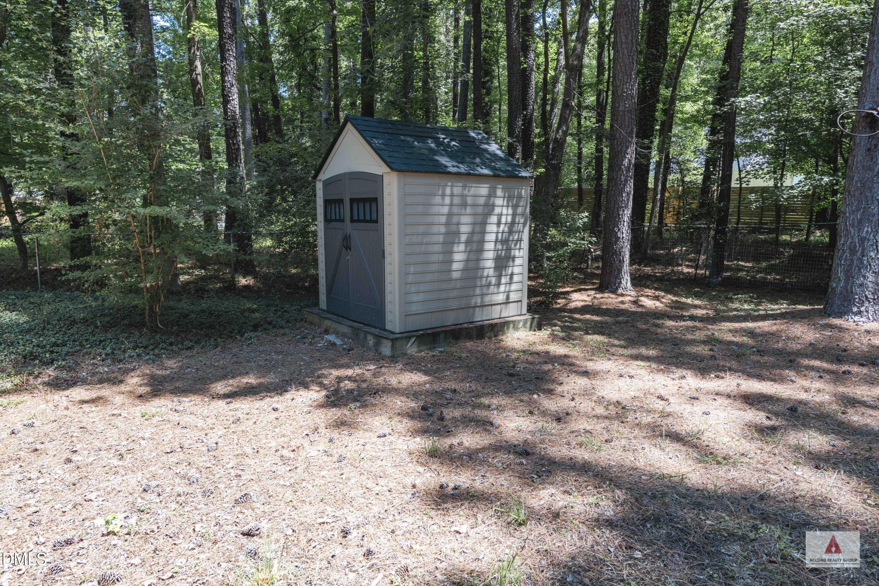 4 ww shed - 4 Winterberry Way, Chapel Hill, NC 27516, Chapel Hill