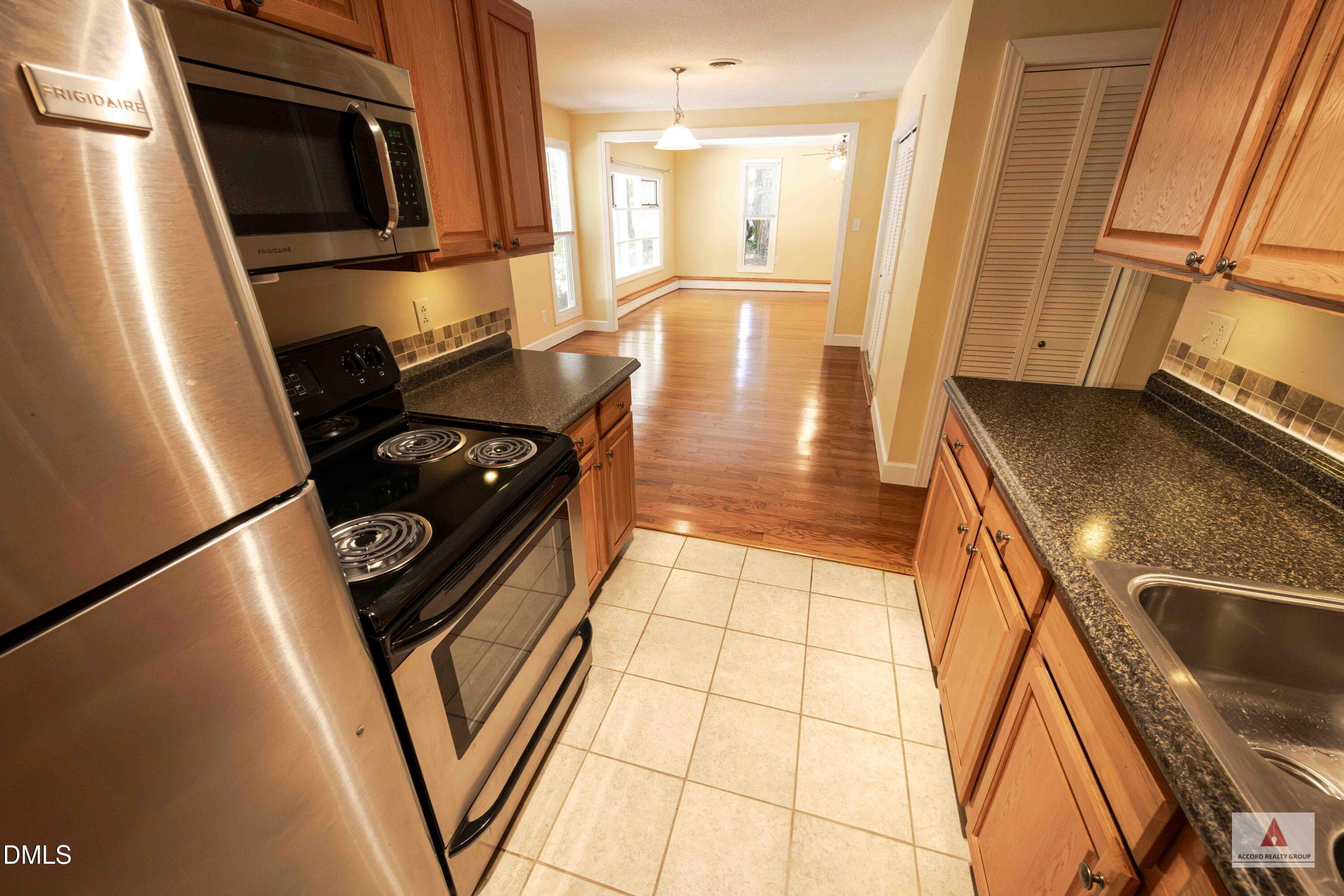 4 ww kitchen 3 - 4 Winterberry Way, Chapel Hill, NC 27516, Chapel Hill