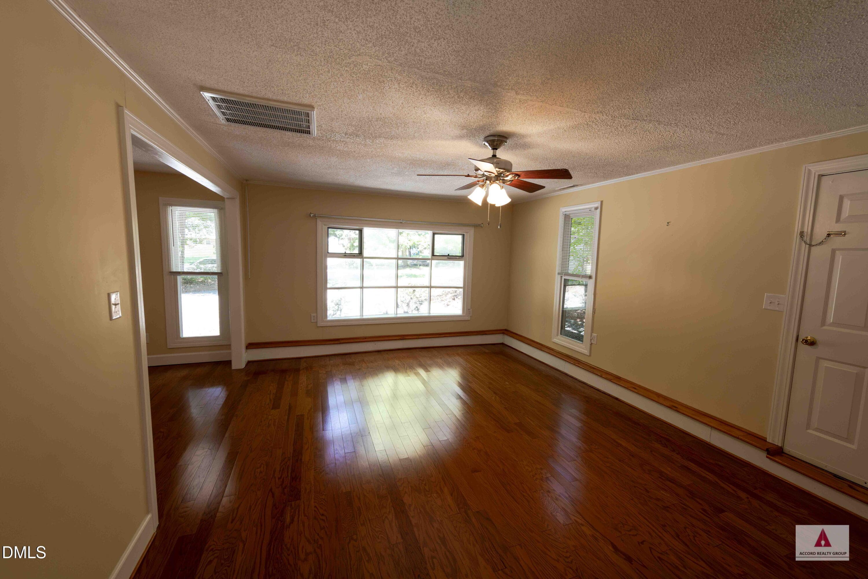 4 ww living rm 2 - 4 Winterberry Way, Chapel Hill, NC 27516, Chapel Hill