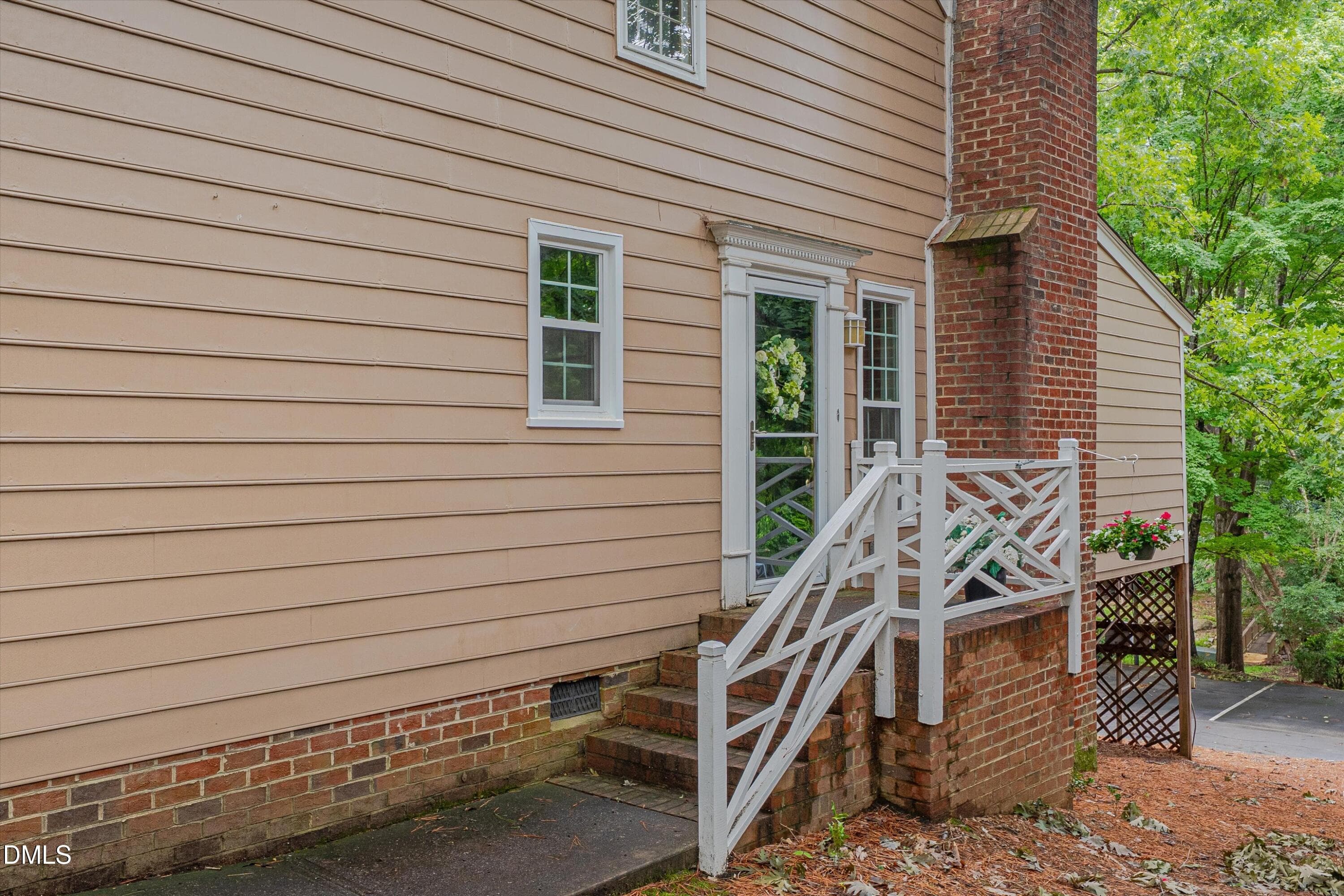 04-4600 Hamptonshire Drive-4 - 4600 Hamptonshire Drive, Raleigh, NC 27613, Raleigh