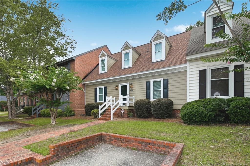Photo 2 - 2990 Delaware Drive, Fayetteville, NC 28304, Fayetteville