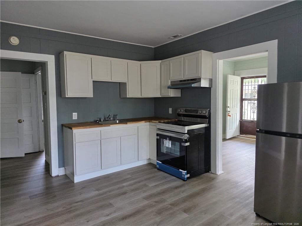 Photo 10 - 207 Triangle Place, Fayetteville, NC 28312, Fayetteville
