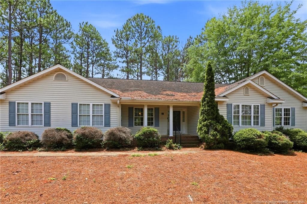 Photo 2 - 405 John McQueen Road, Aberdeen, NC 28315