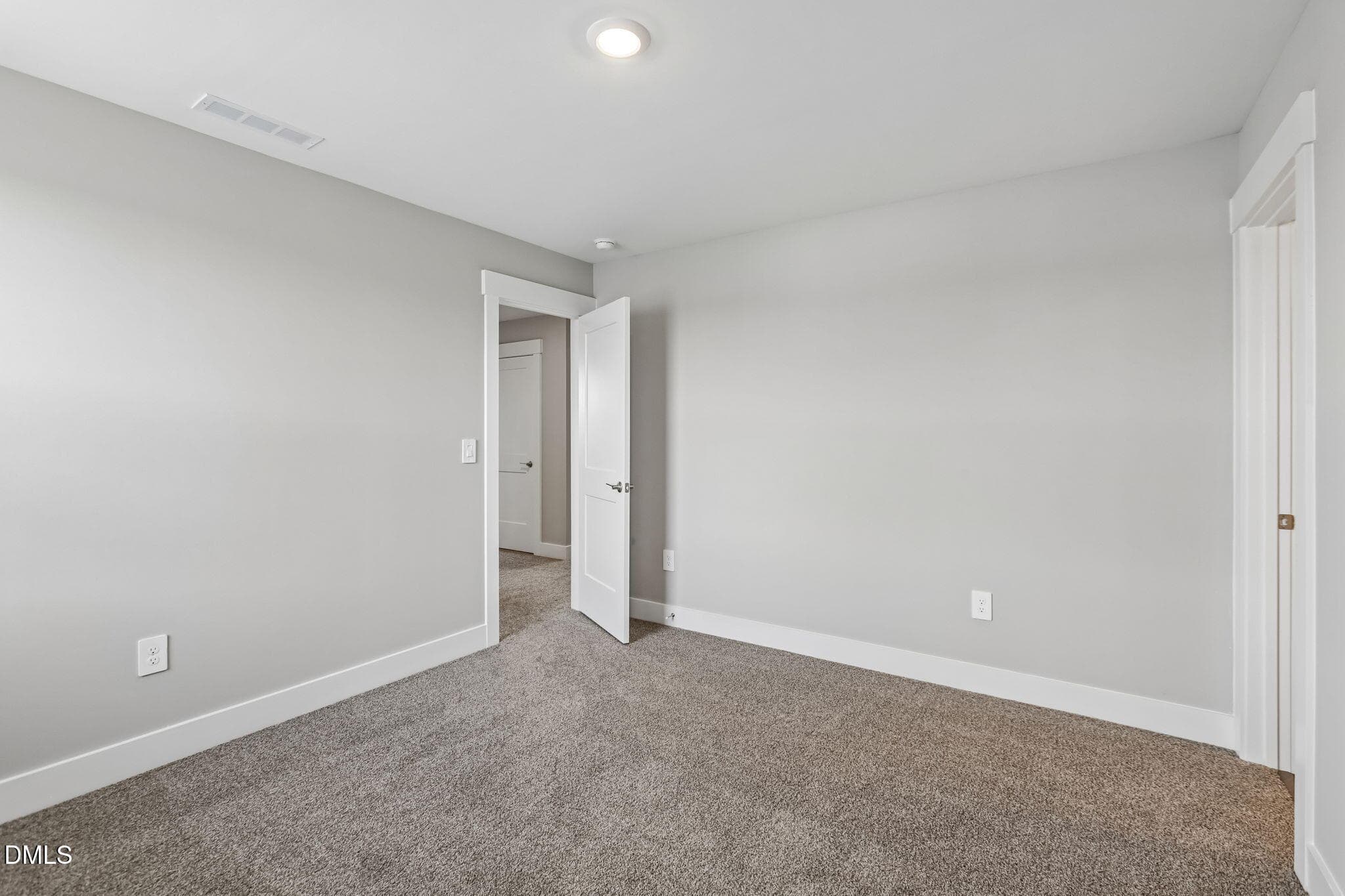 26-web-or-mls-Raleigh- Watkins Glen- 352 - 3528 Blythedale Lane, Raleigh, NC 27616, Raleigh