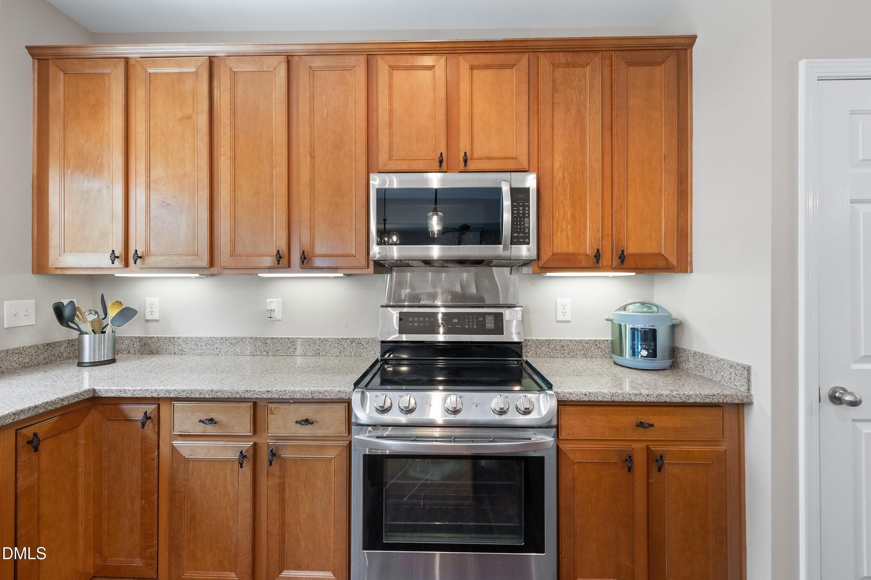 Kitchen - 3302 Colorcott Street, Raleigh, NC 27614, Raleigh