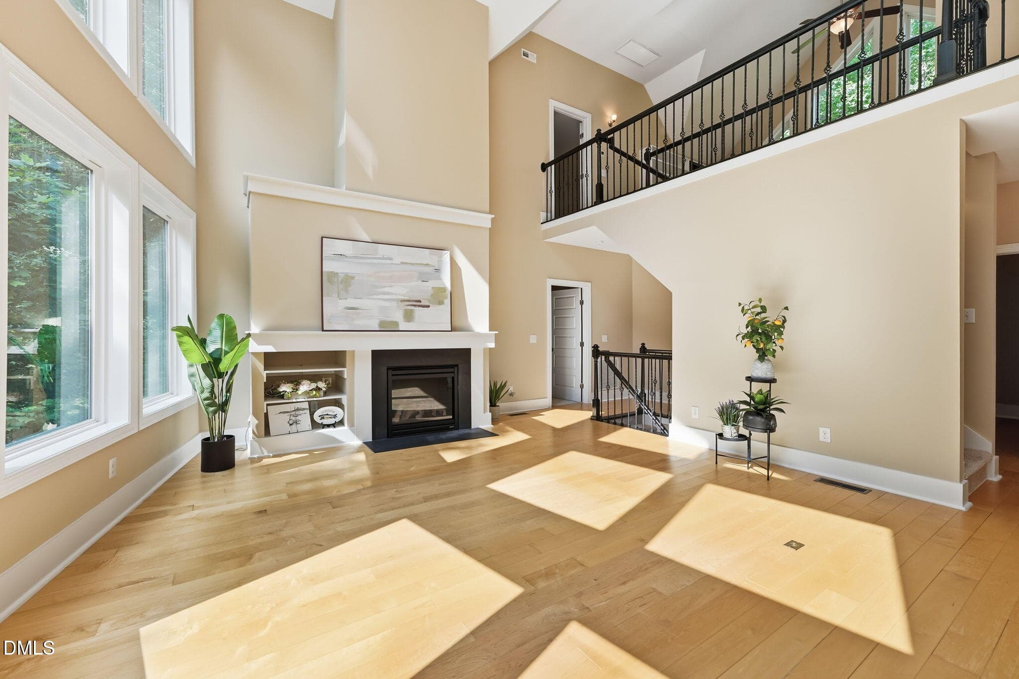 17-web-or-mls-DSC05175 - 1001 Reaves Drive, Chapel Hill, NC 27516, Chapel Hill