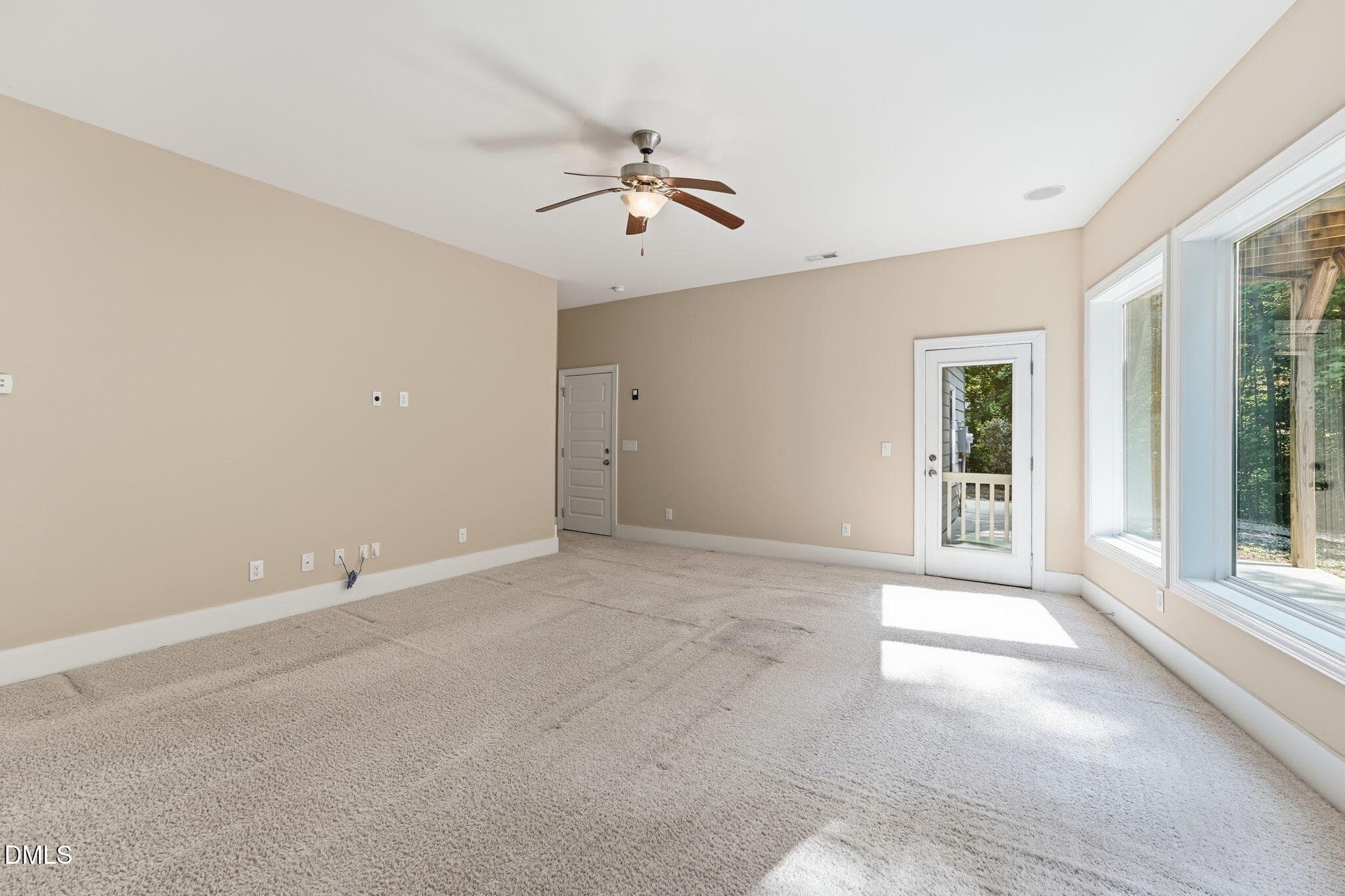 37-web-or-mls-DSC05394 - 1001 Reaves Drive, Chapel Hill, NC 27516, Chapel Hill