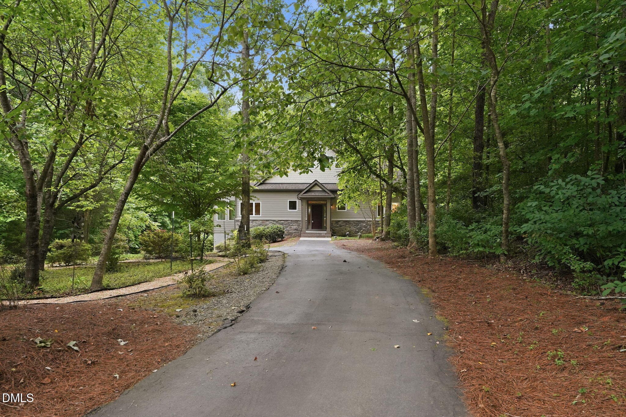 45-web-or-mls-DSC05540 - 1001 Reaves Drive, Chapel Hill, NC 27516, Chapel Hill