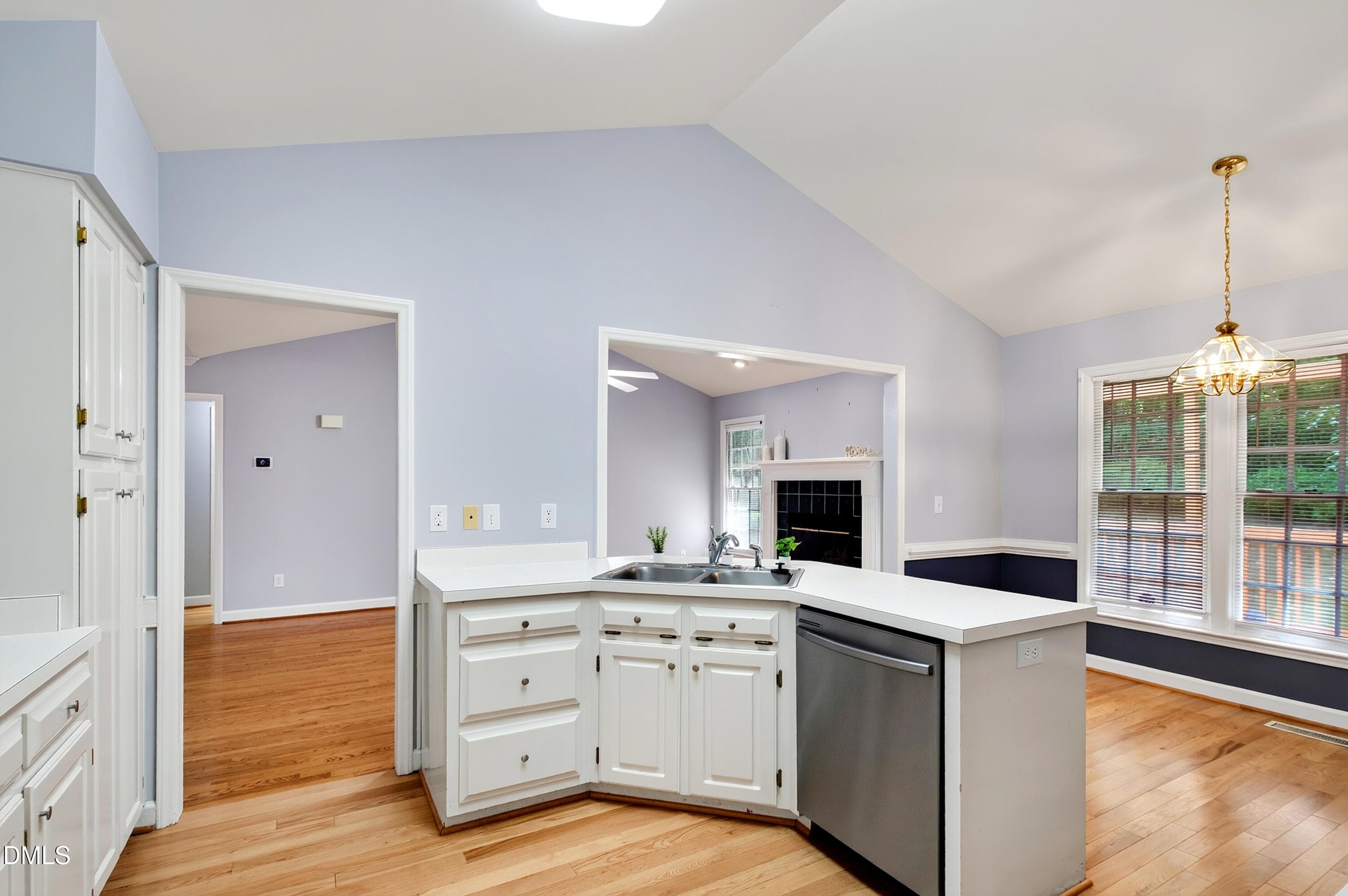 Longwood (66) - 2120 Longwood Drive, Raleigh, NC 27612, Raleigh